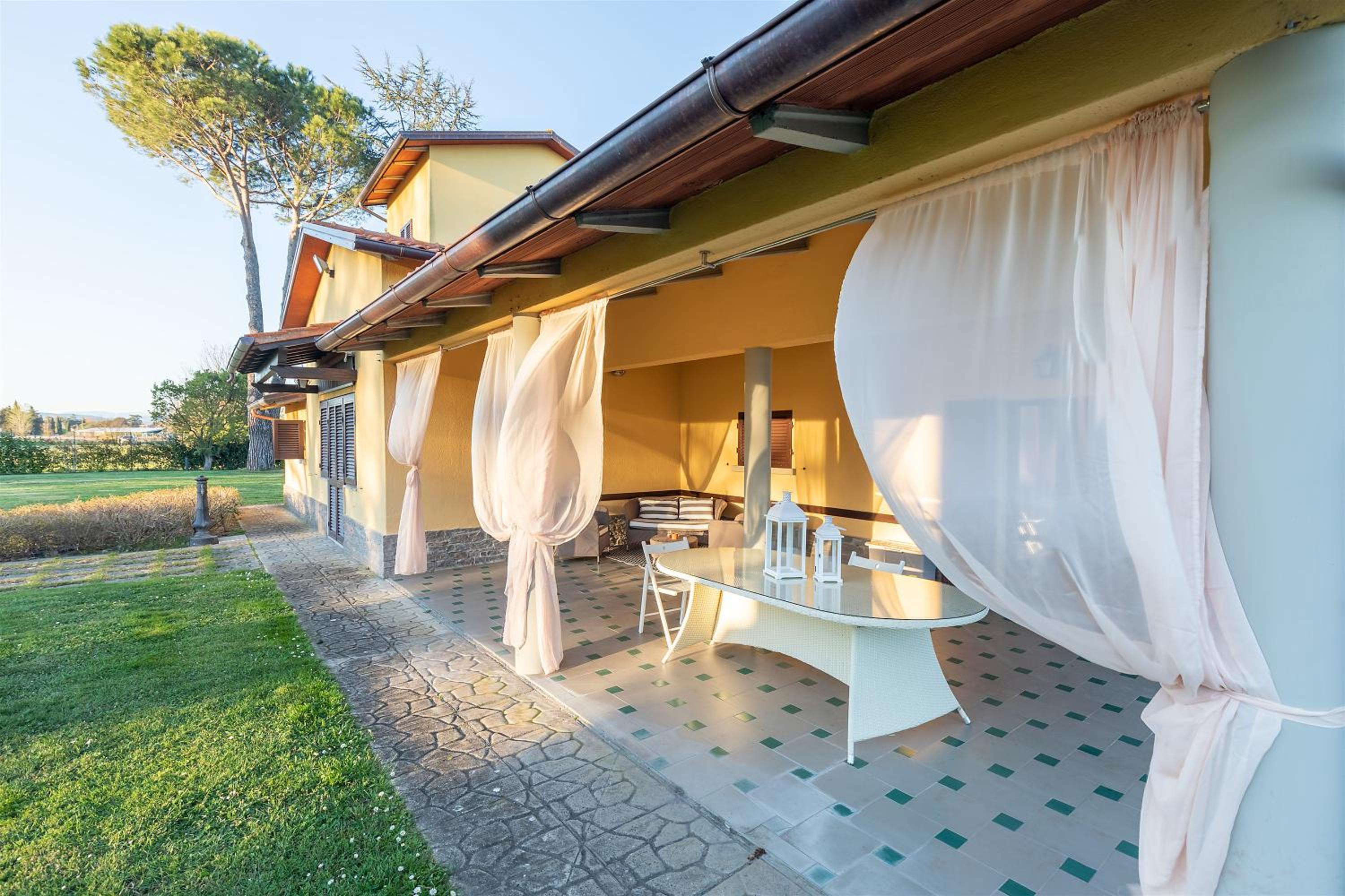 Villa - Photo 16