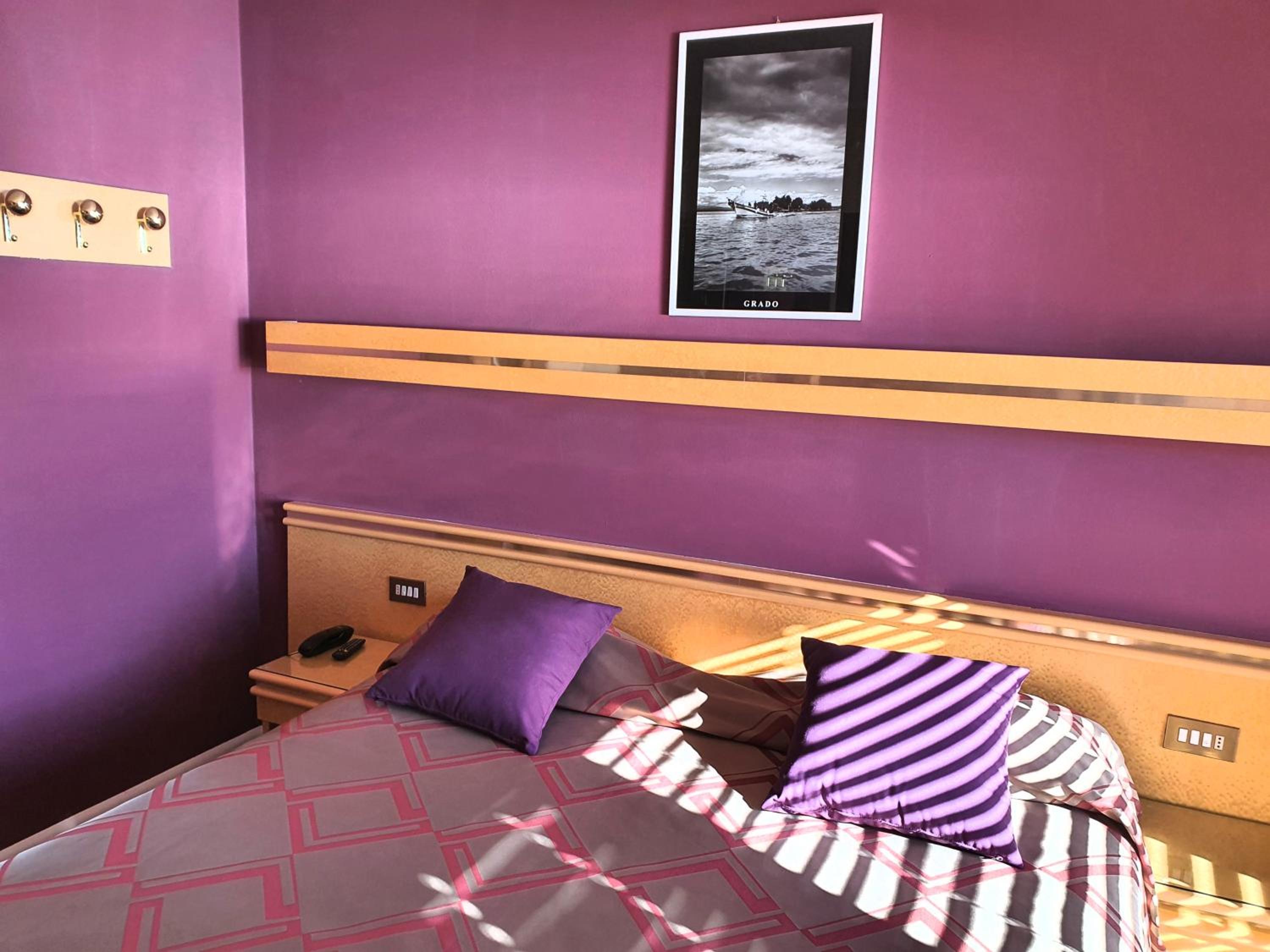 Double Room with Balcony and Sea View - Photo 4
