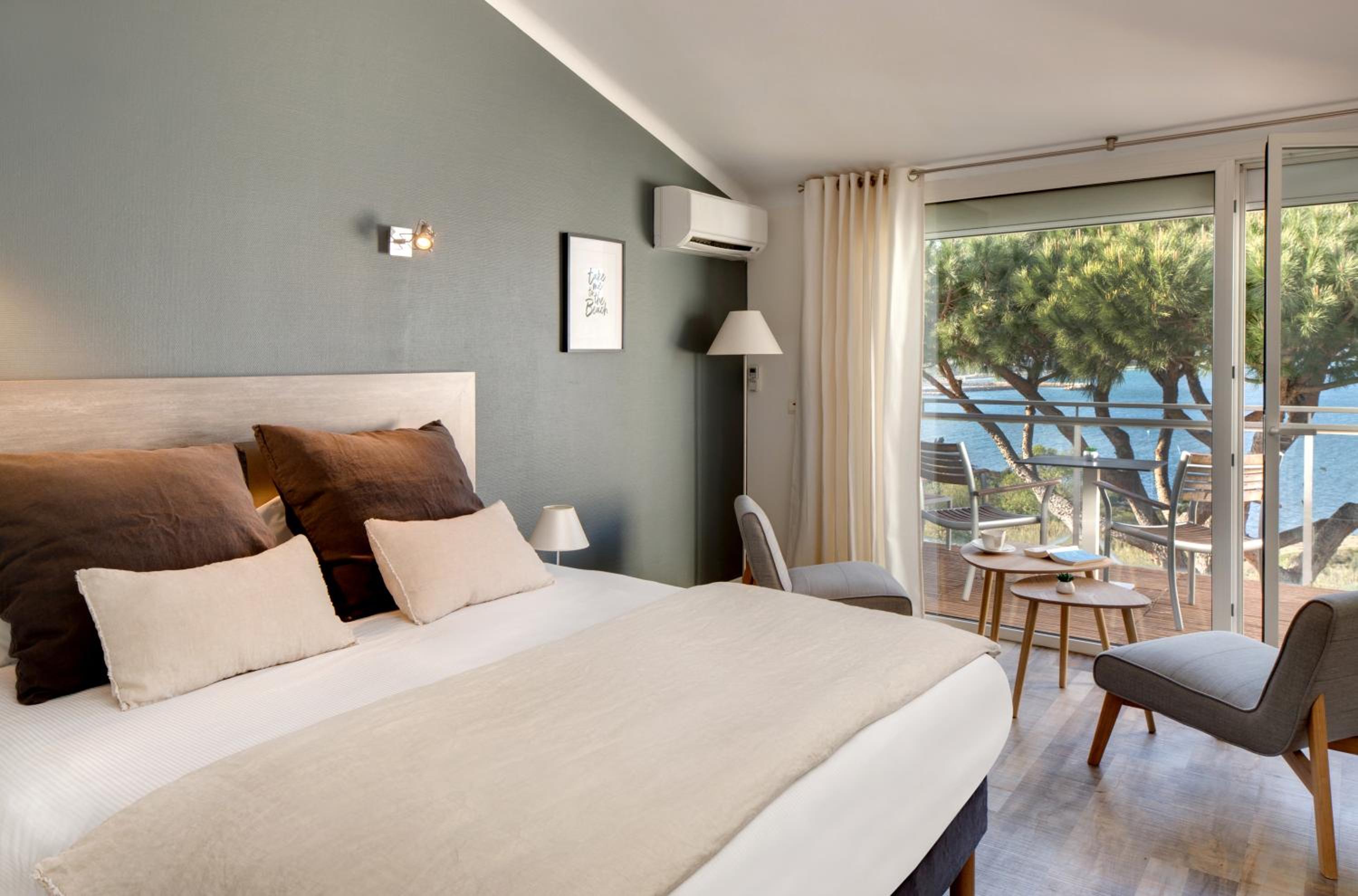 Superior Double Room with Sea View