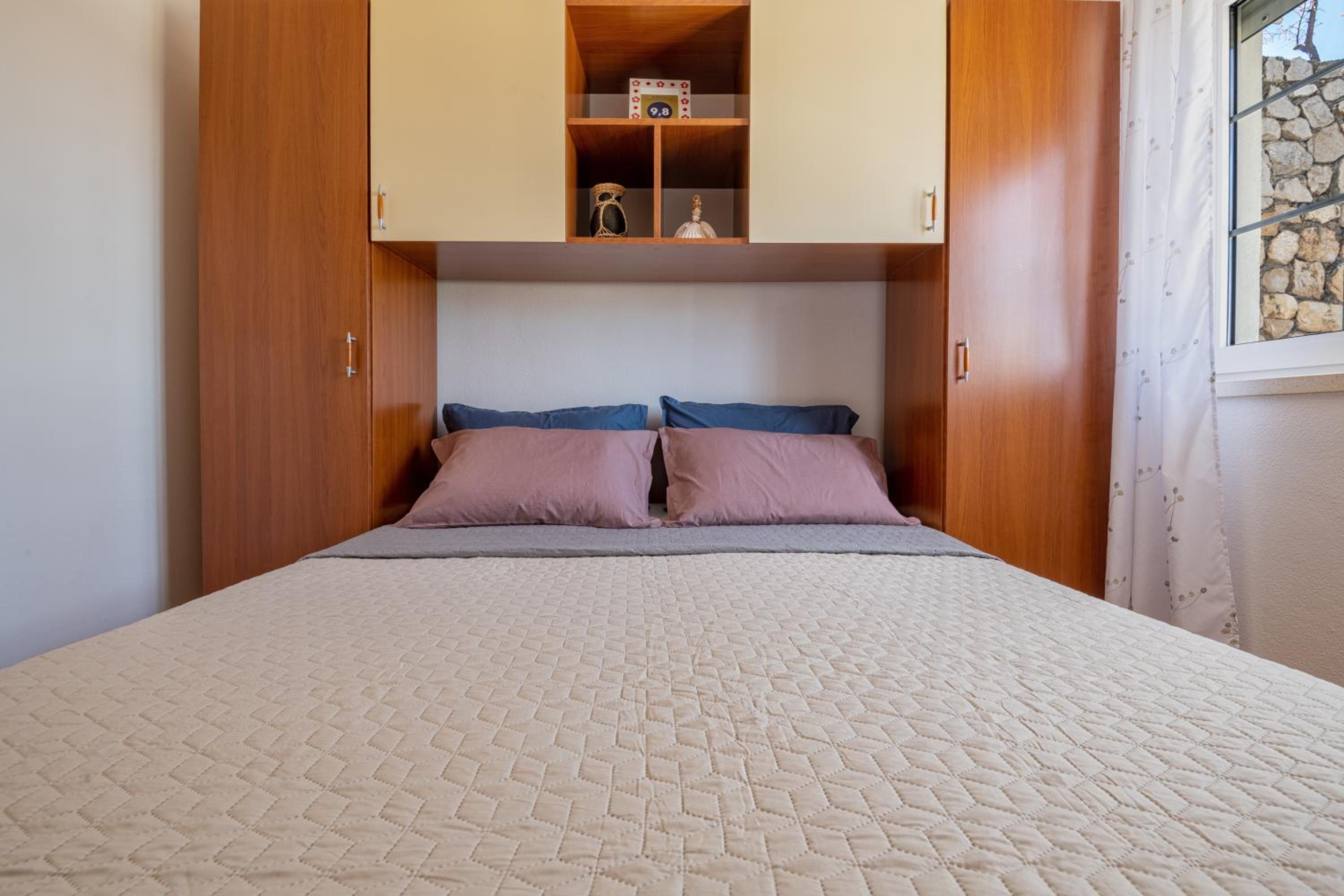 One-Bedroom Apartment photo 3