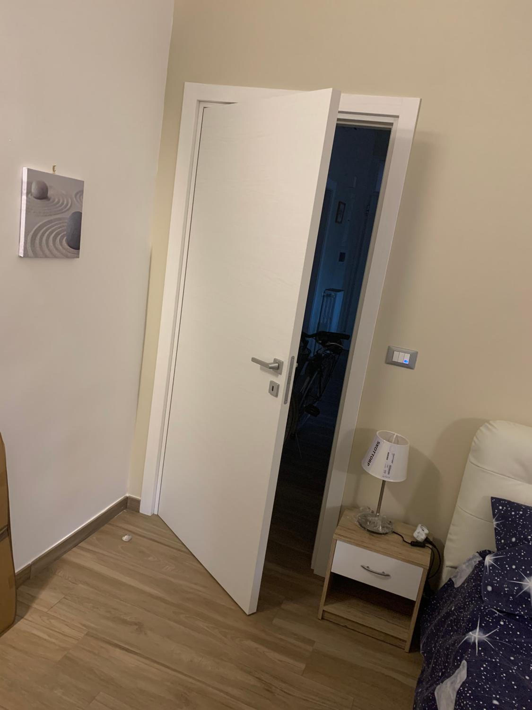 Double Room with Private Bathroom - Photo 18