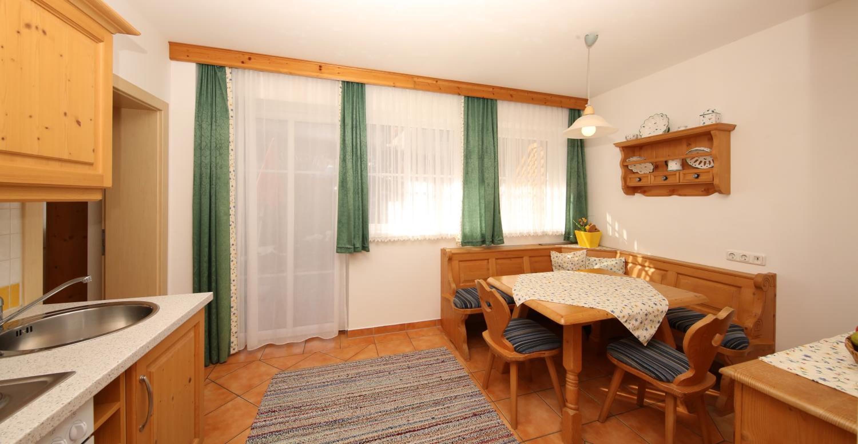 One-Bedroom Apartment with Balcony photo 2