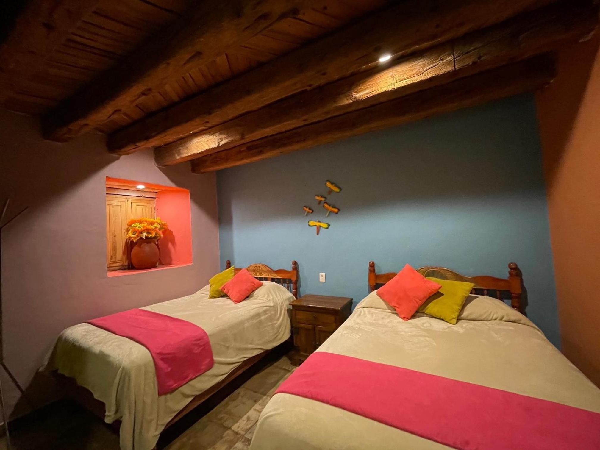 Double Room - Photo 9