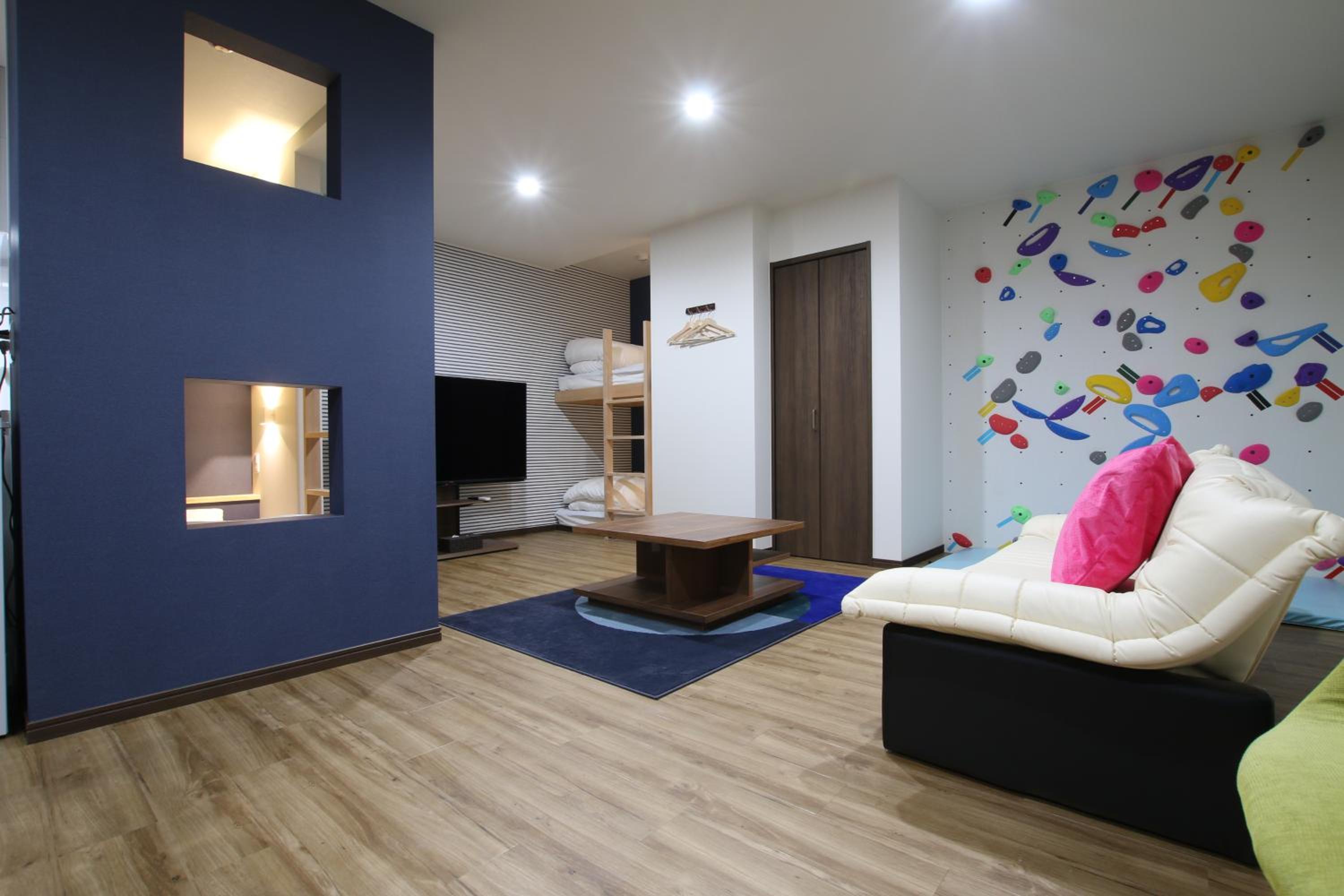 Apartment - Ground Floor - Photo 1