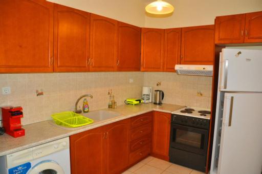 Two-Bedroom Apartment with City View - Photo 41