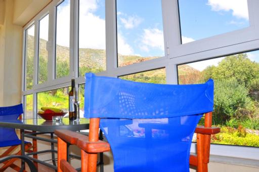 Two-Bedroom Apartment with City View - Photo 45
