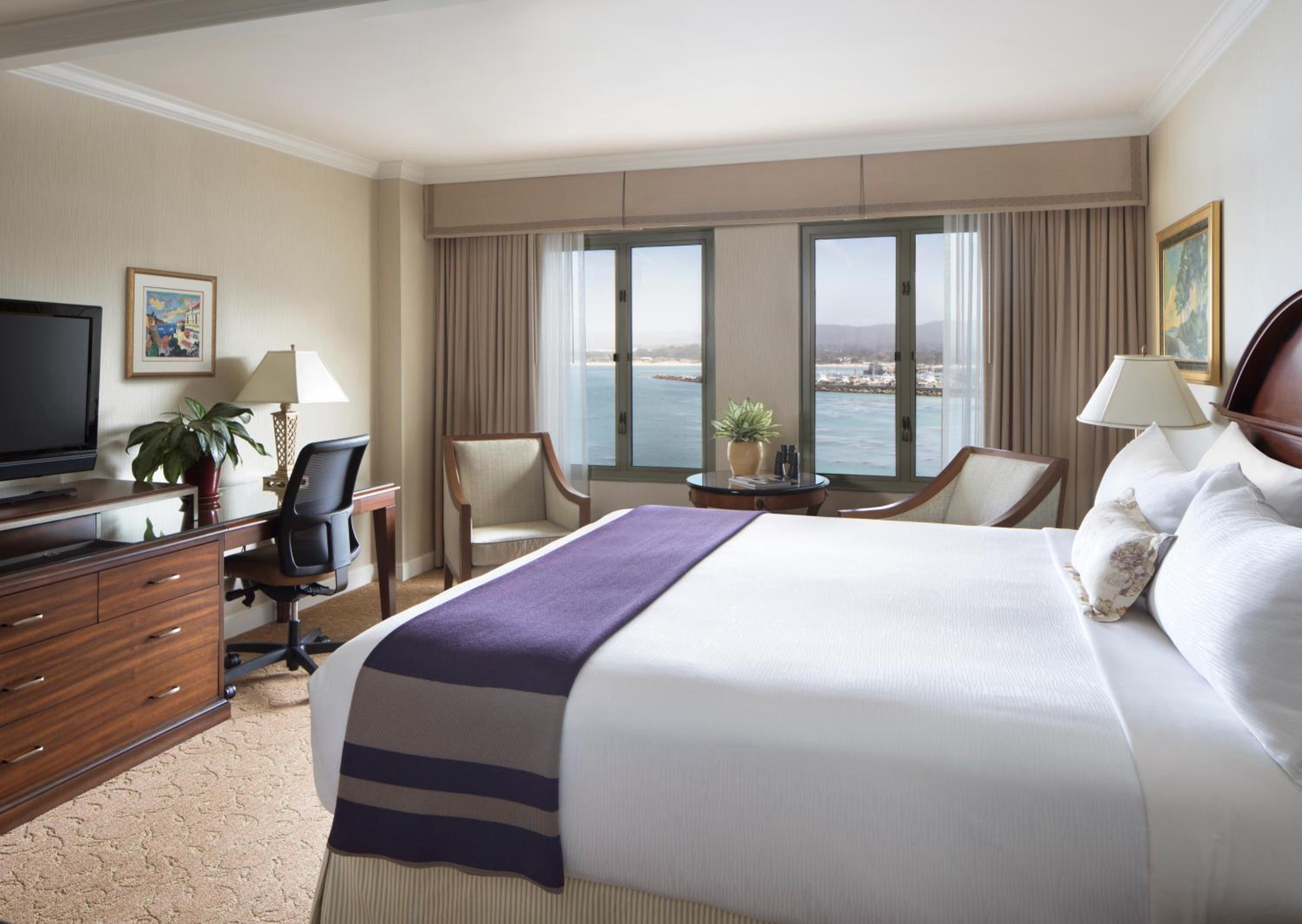 King Room with Harbor View - Photo 1