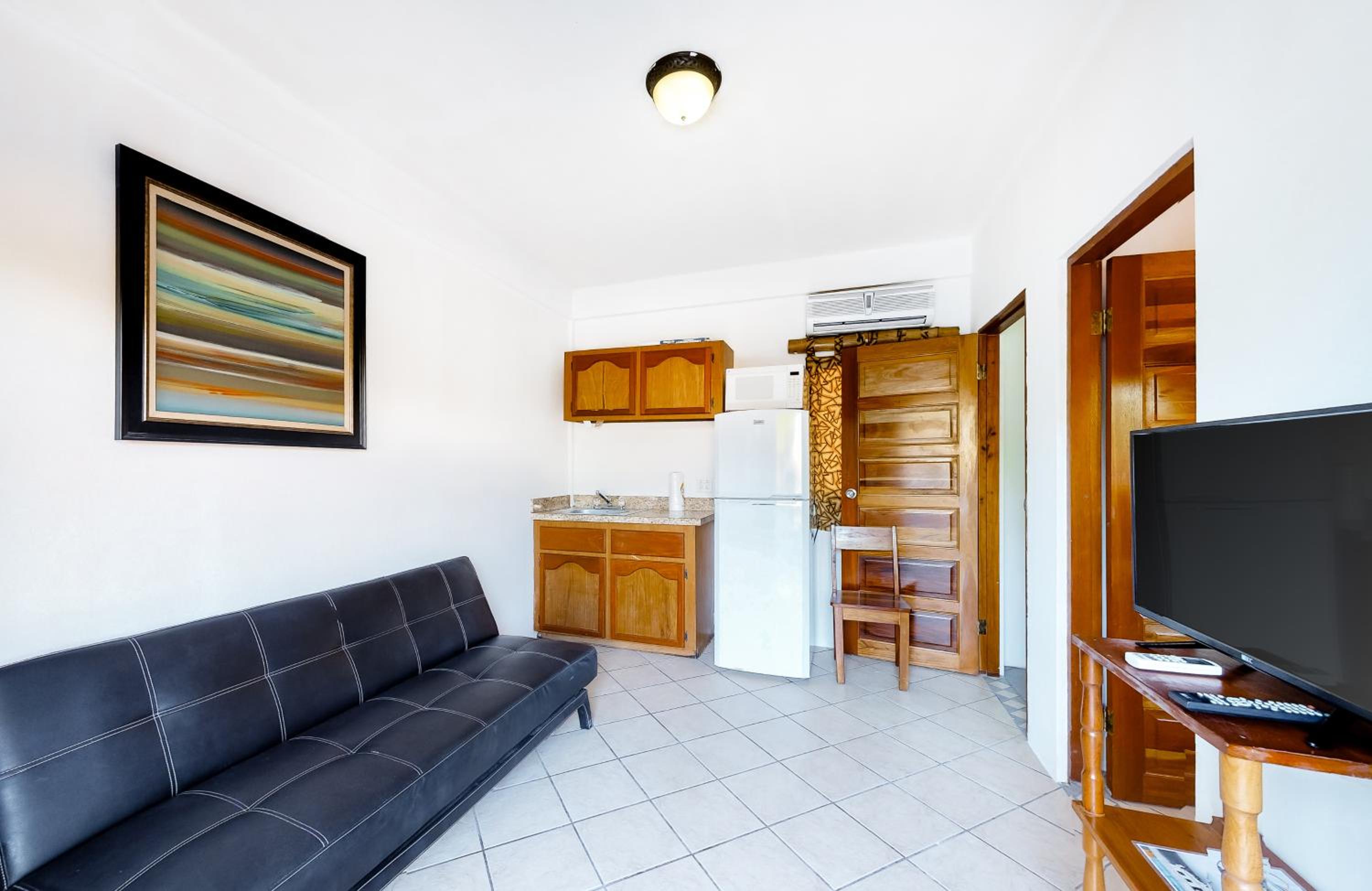 One-Bedroom Suite photo 1