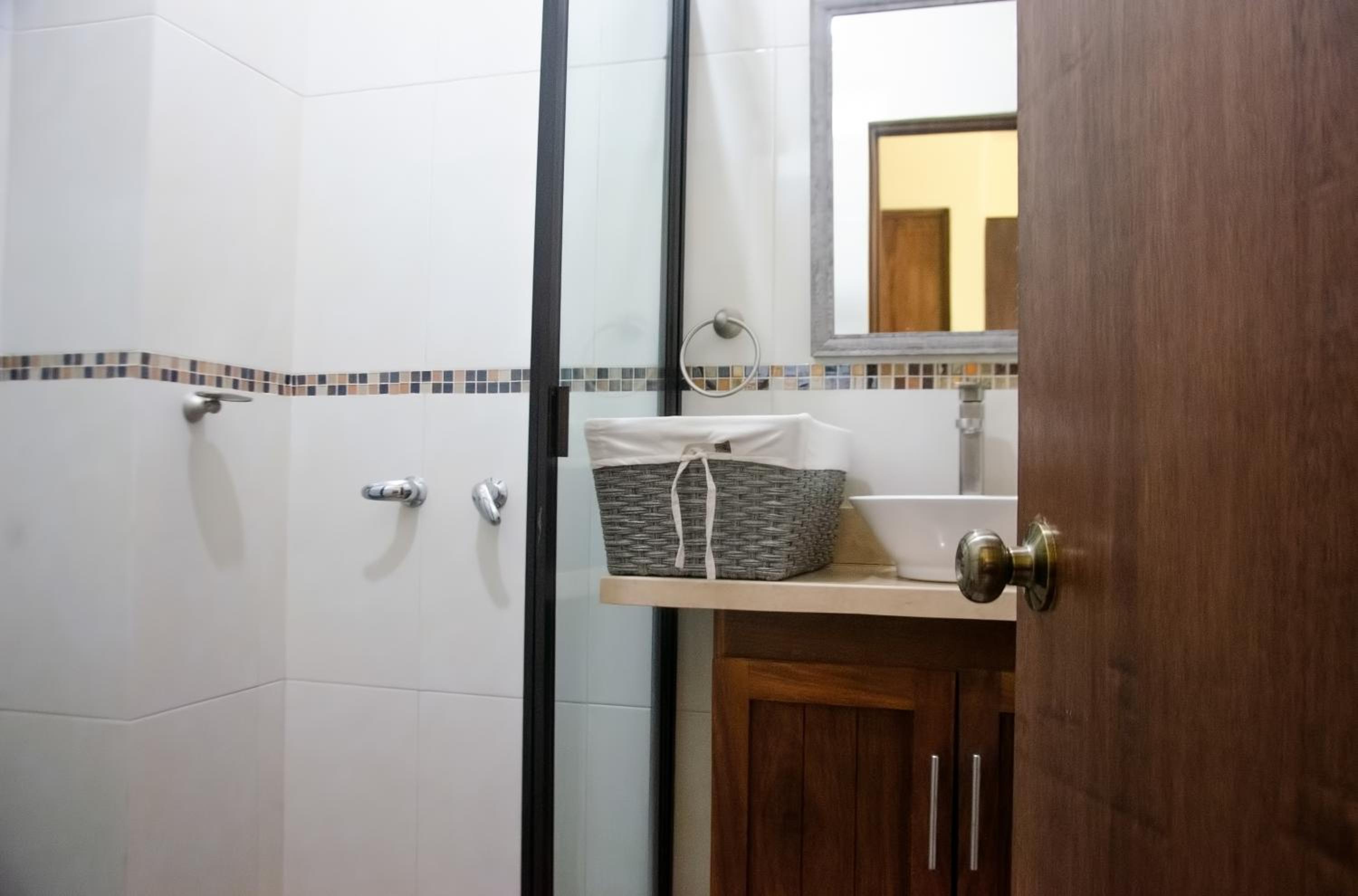 Studio Apartment with Sea View - Photo 8
