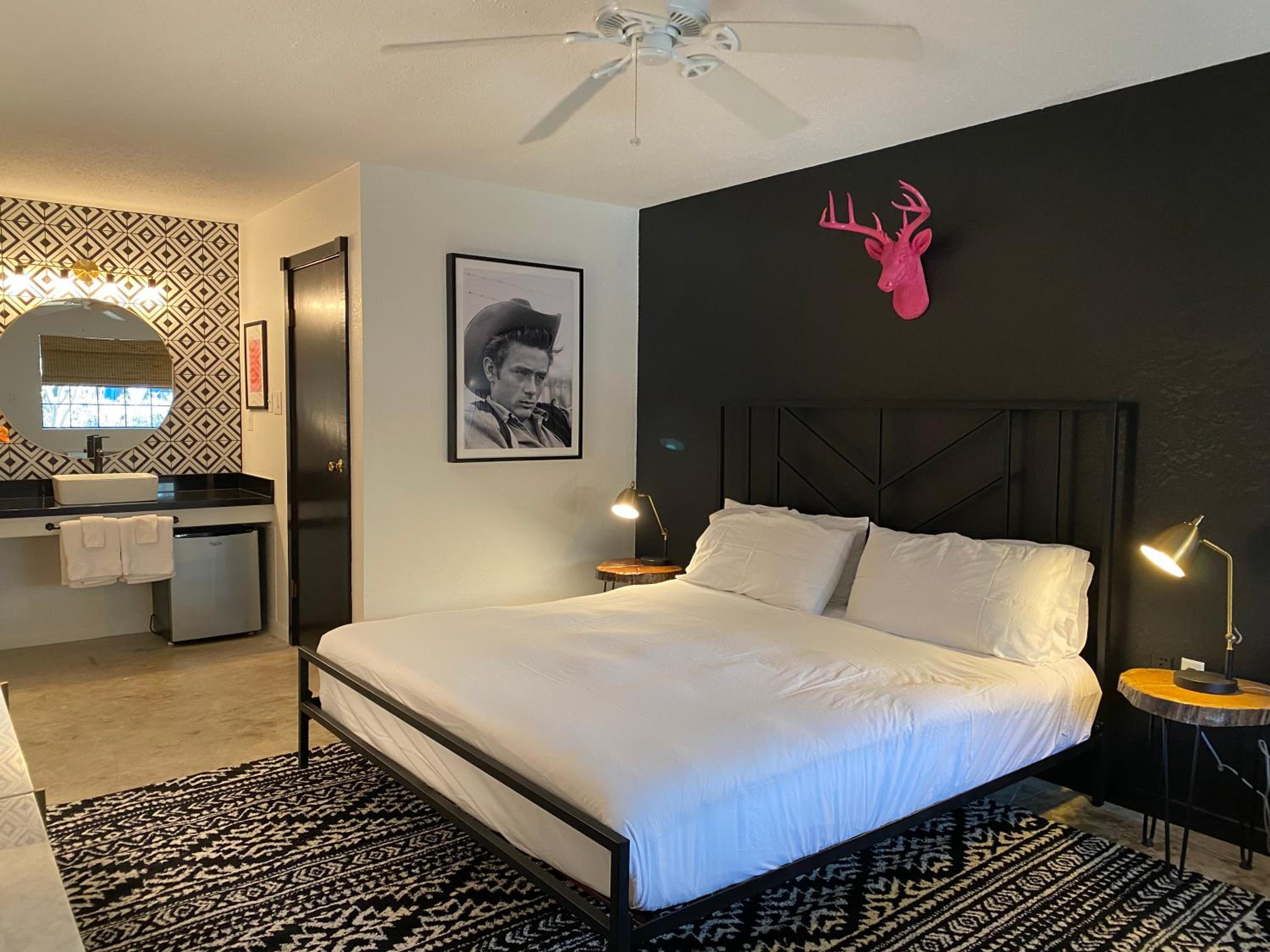 Standard King Room