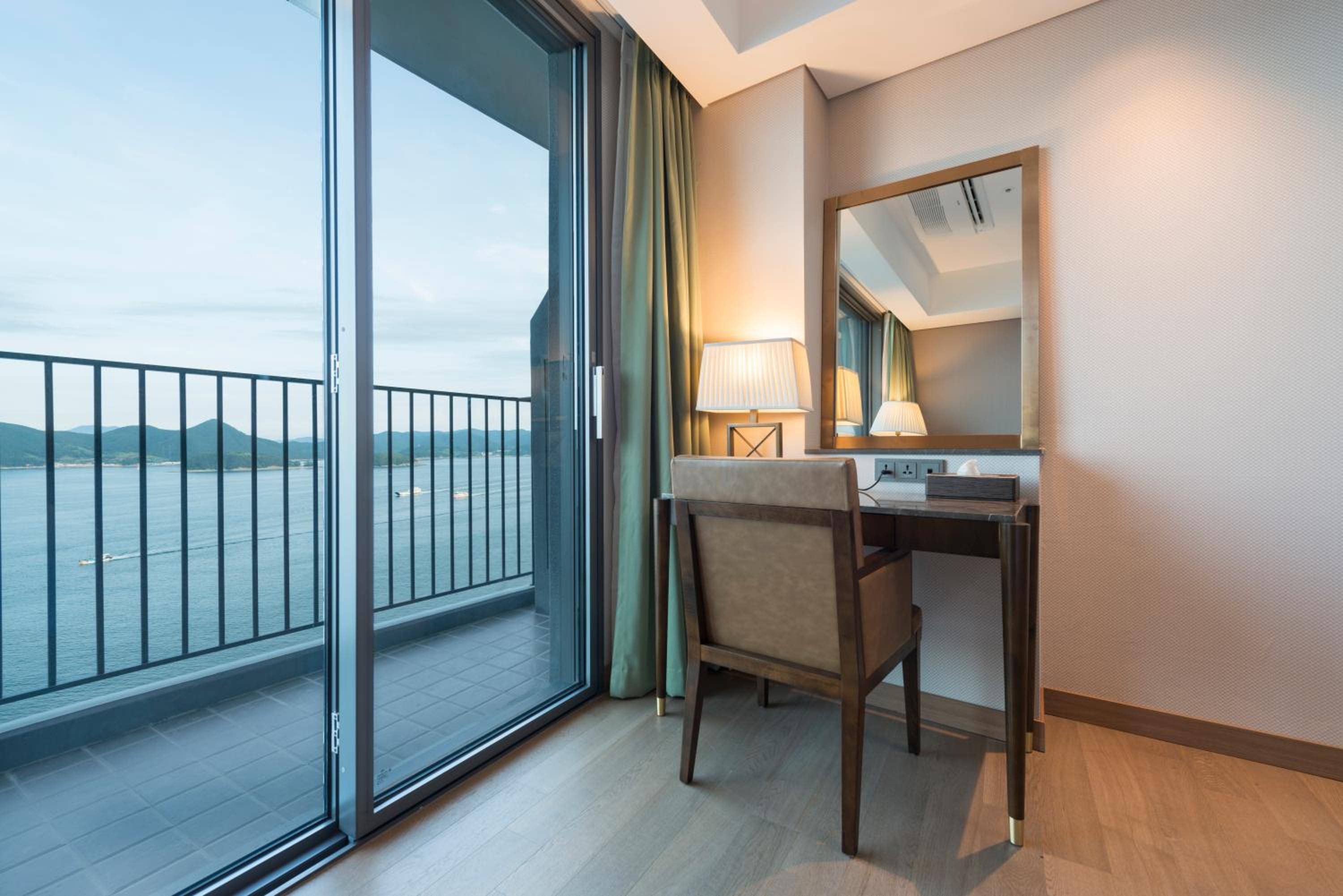 Limited offer - Double or Twin Room with Balcony (Bed type will be assinged at Check-In) photo 3