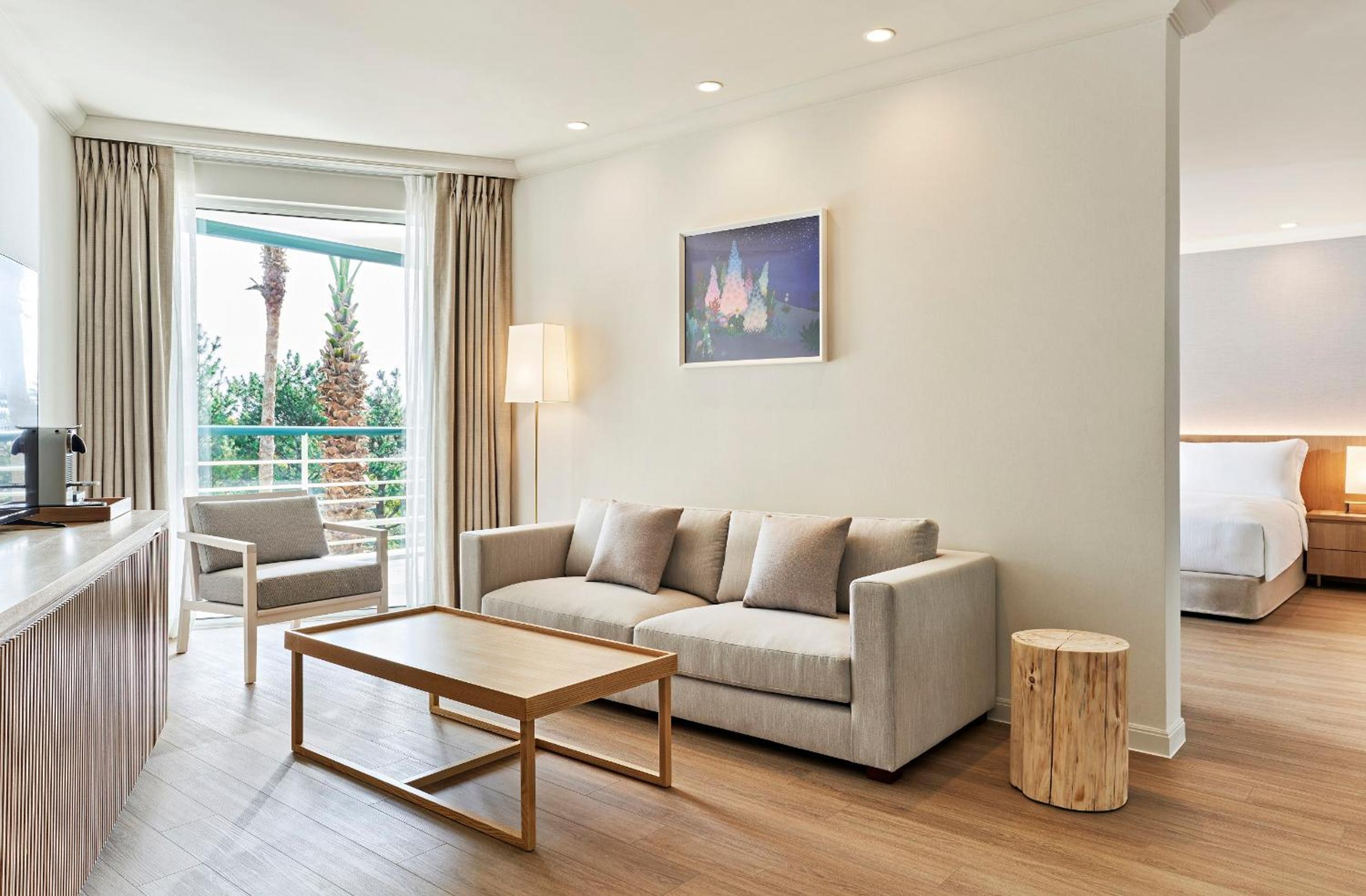 Studio Suite Garden View King