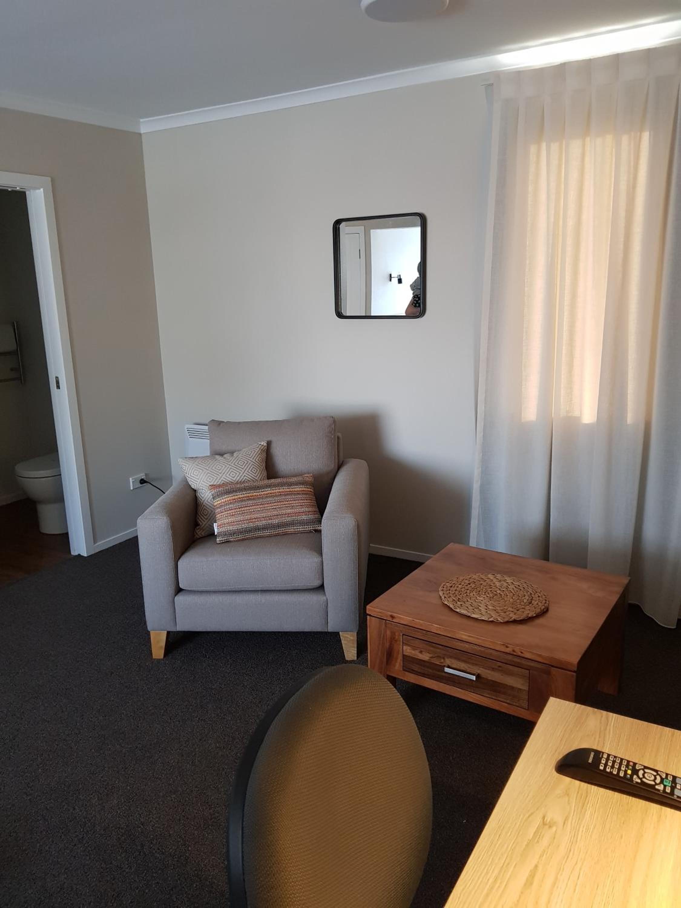 Three-Bedroom Apartment photo 3