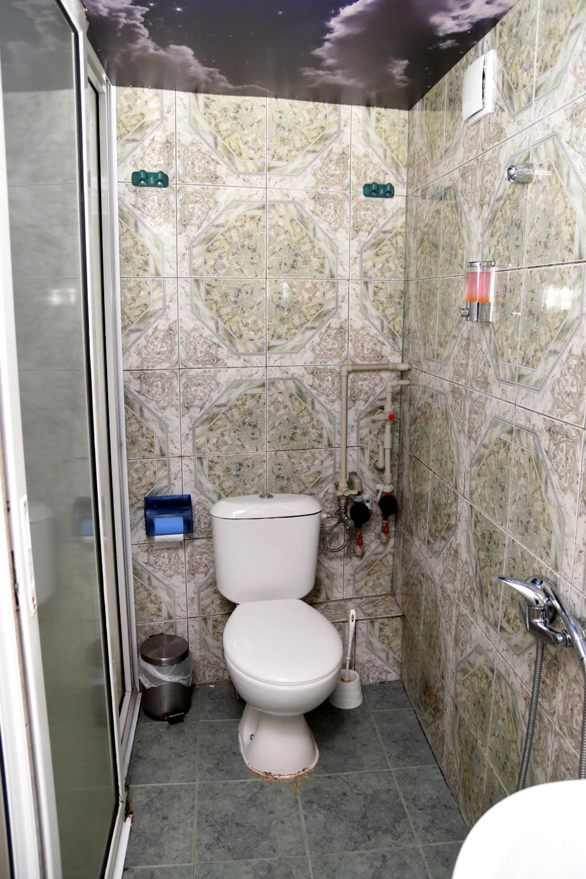 Deluxe King Room - Photo 4