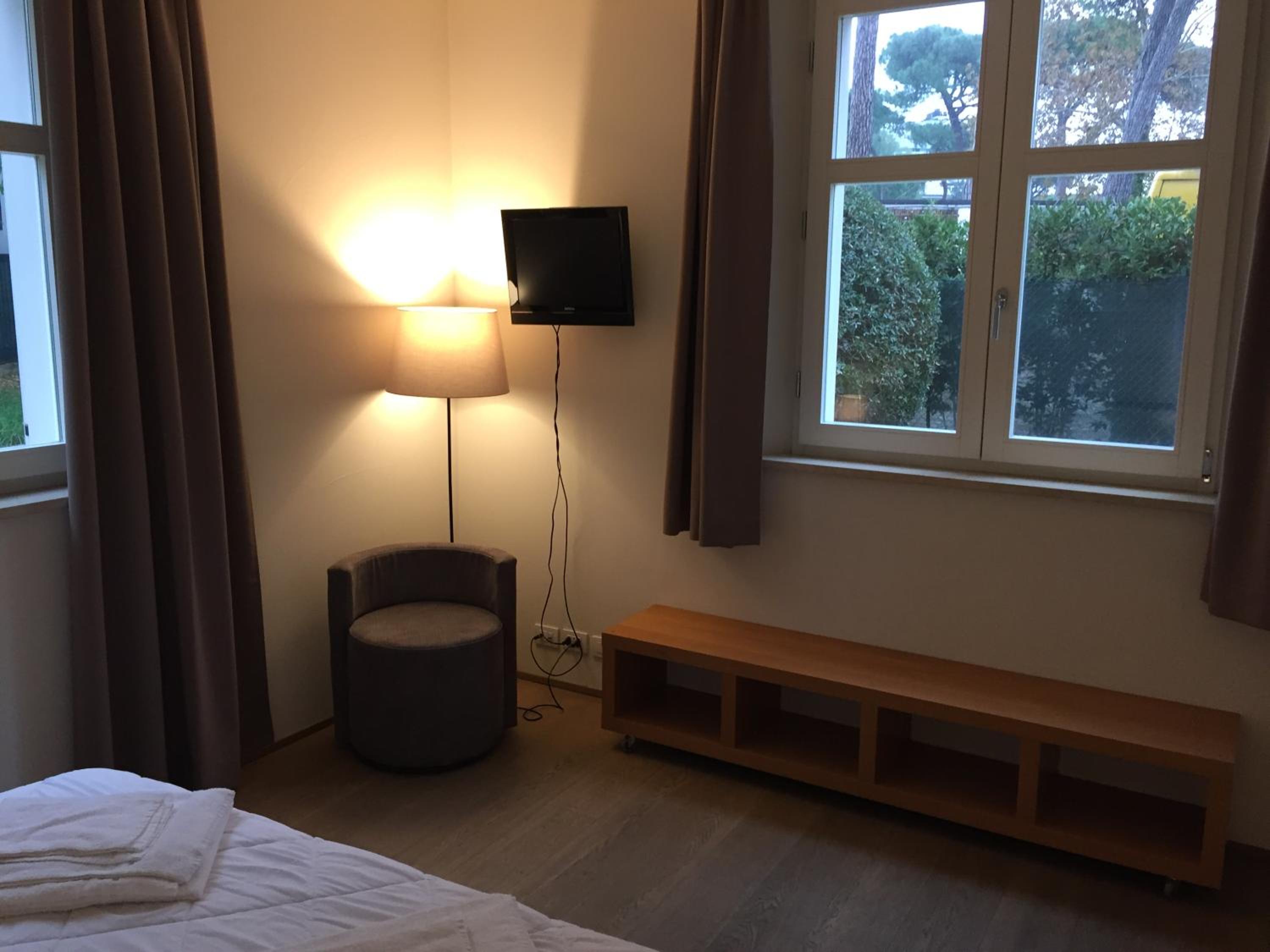 One Bedroom Apartment with Garden