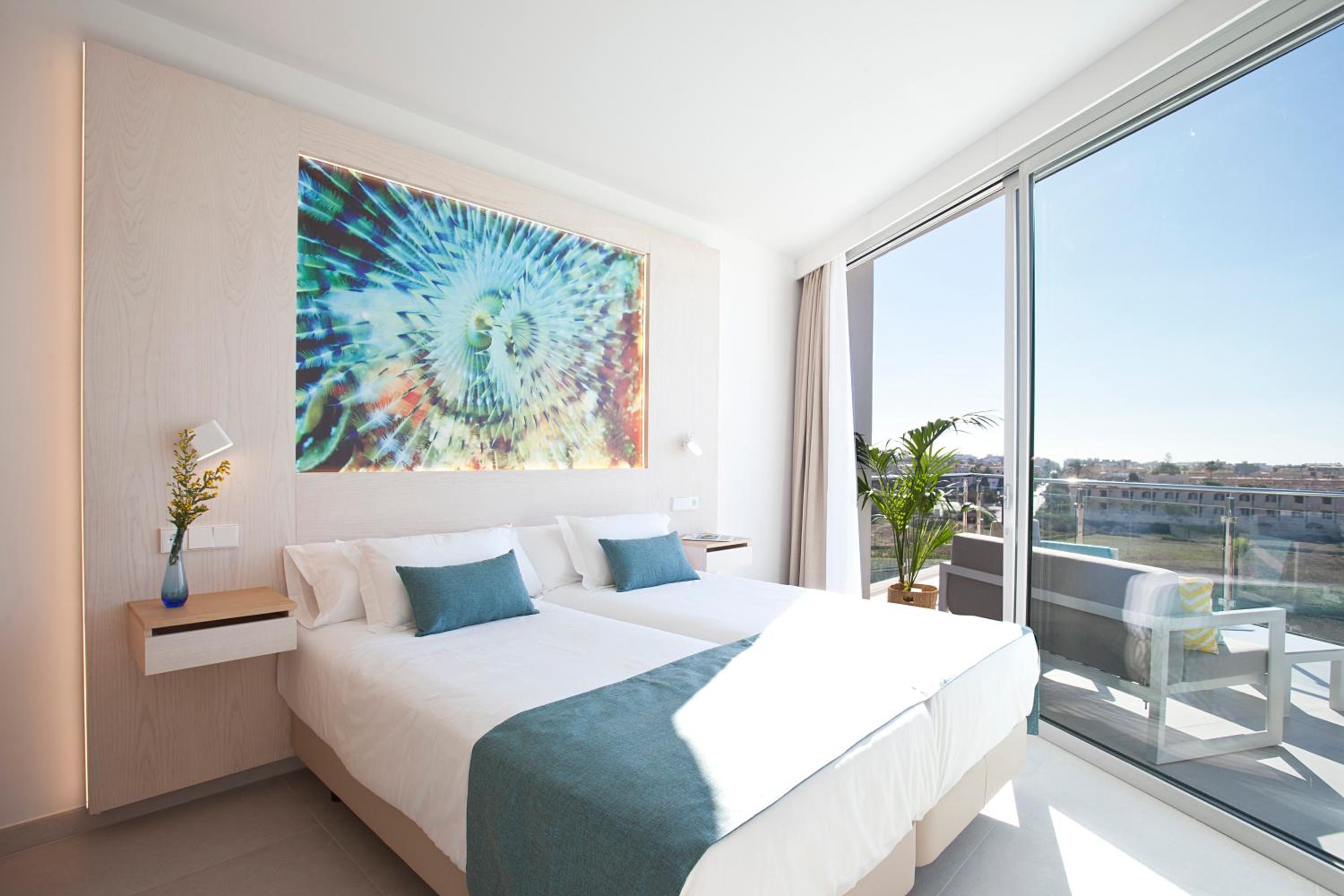Apartamento de dos habitaciones con vista al mar