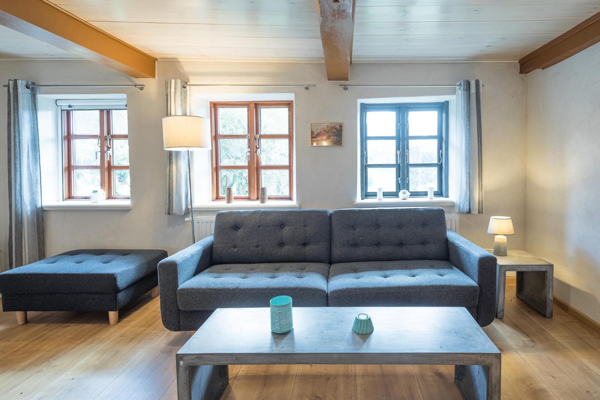 Apartment With Terrace photo 3