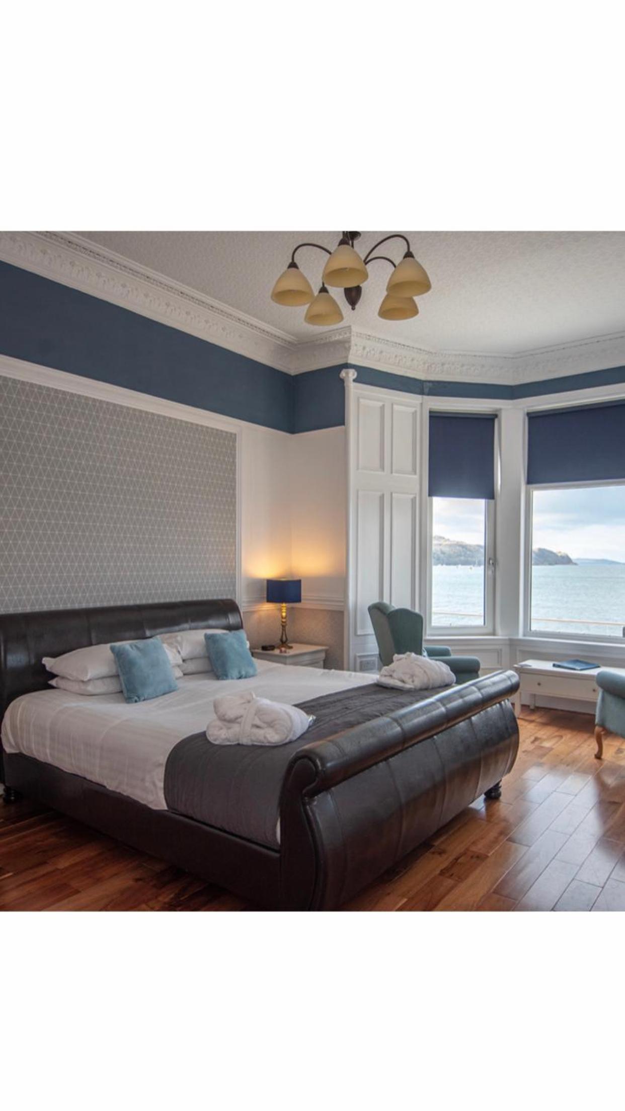 Premium Double Room with Sea View - Photo 15