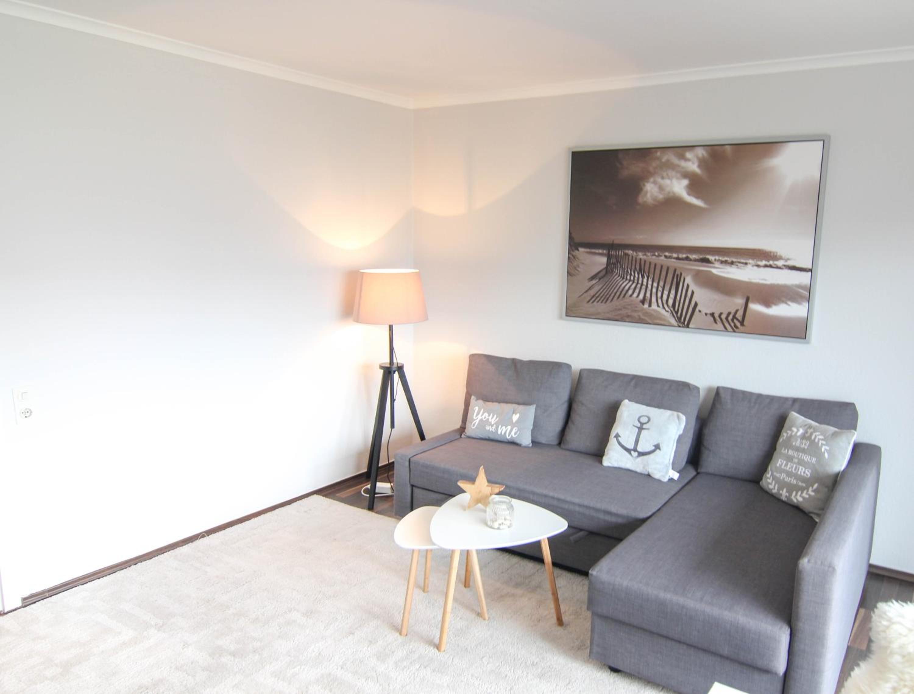 Apartment with Balcony - Photo 1