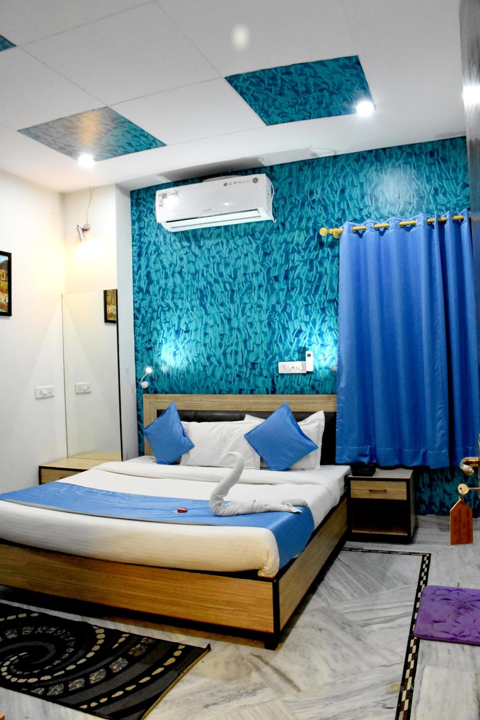 Executive Room - Photo 2