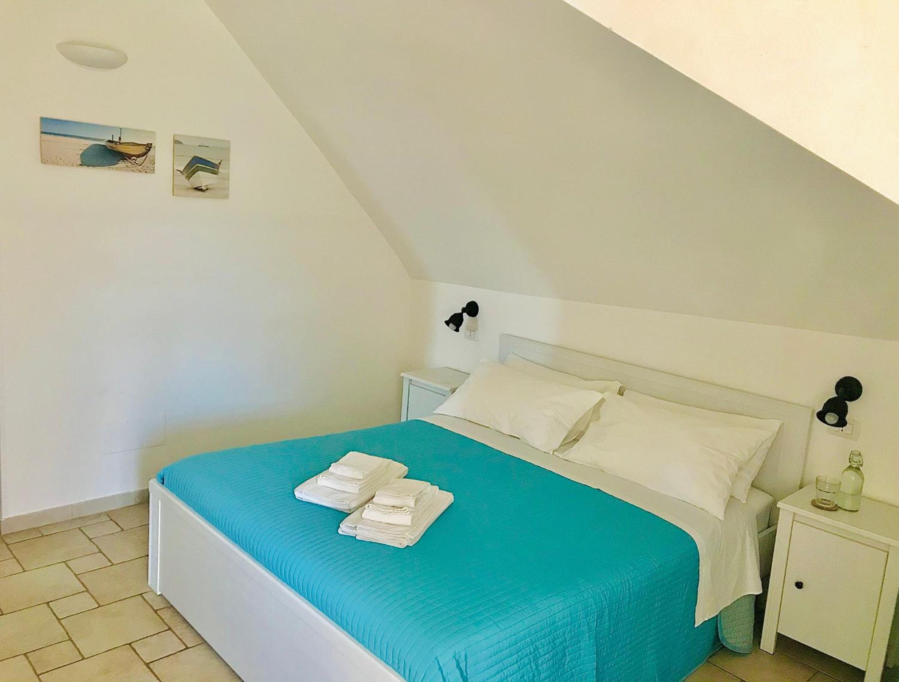 Double Room with Private Bathroom - Photo 3
