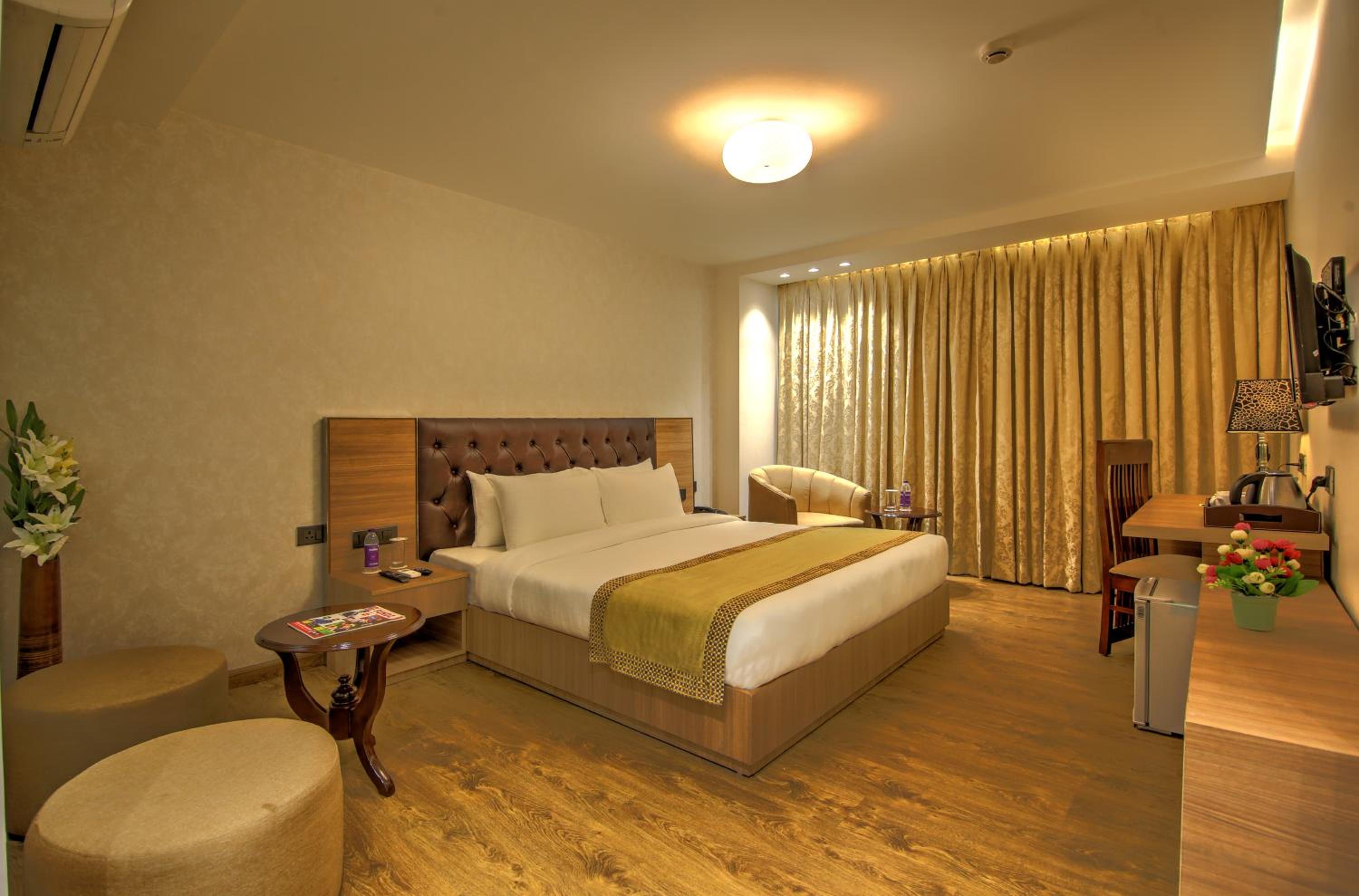 Deluxe King Room