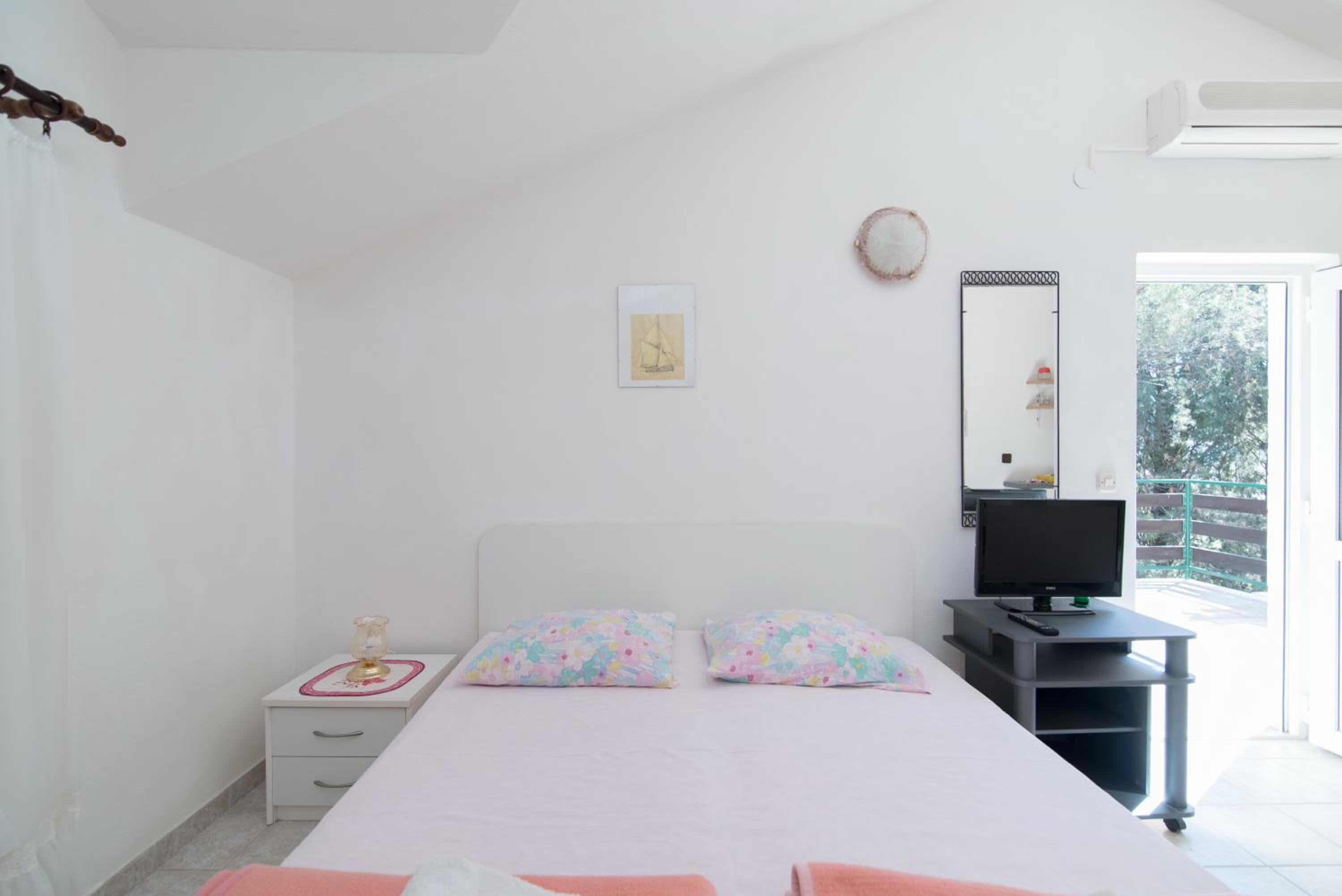 Studio with Terrace photo 1