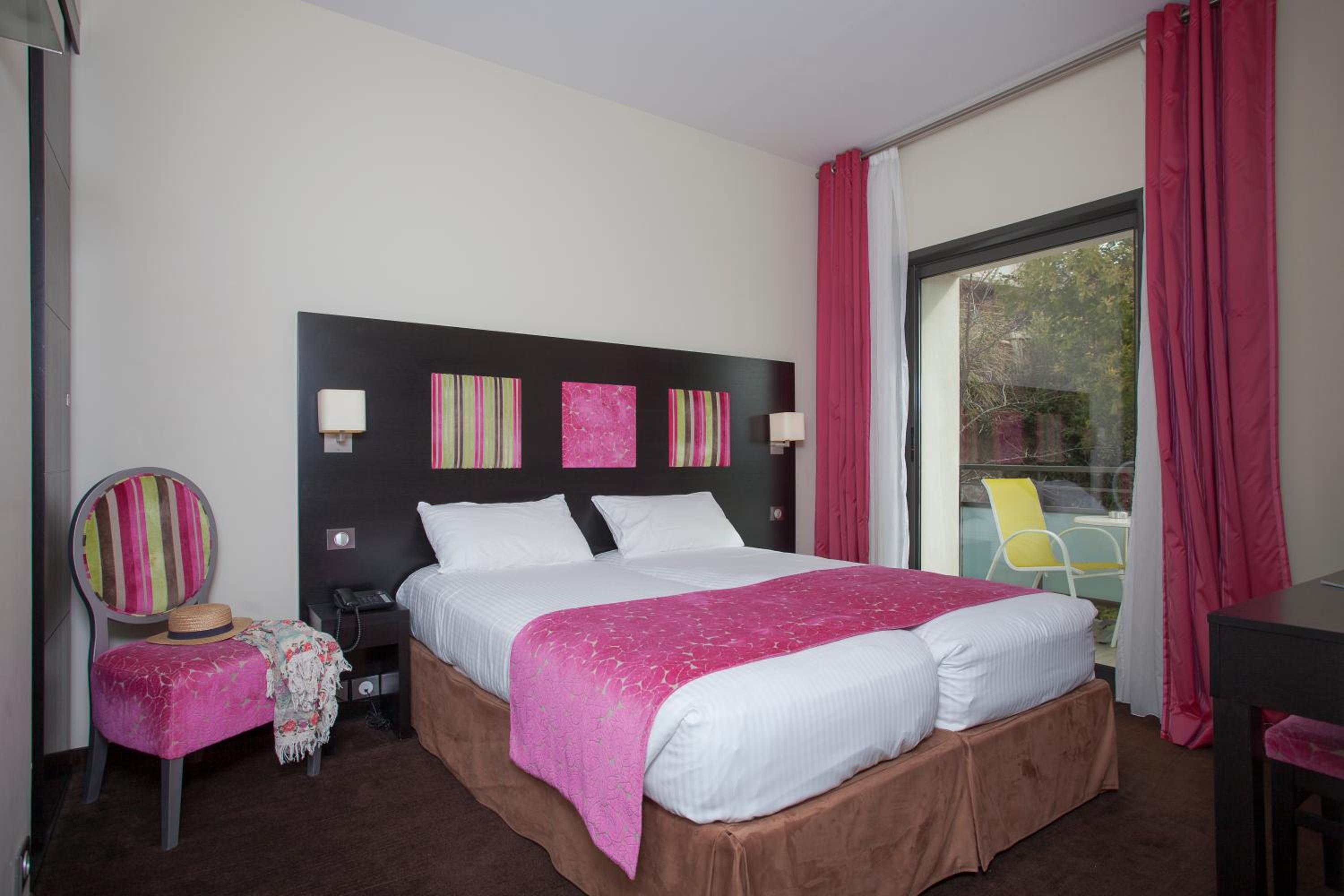 Superior Double Room with Side Seaview - Third Floor