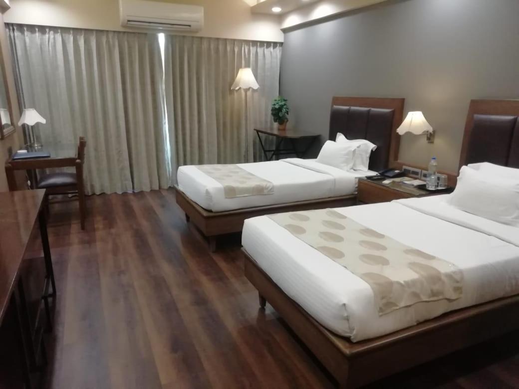Deluxe Twin Room - Photo 3