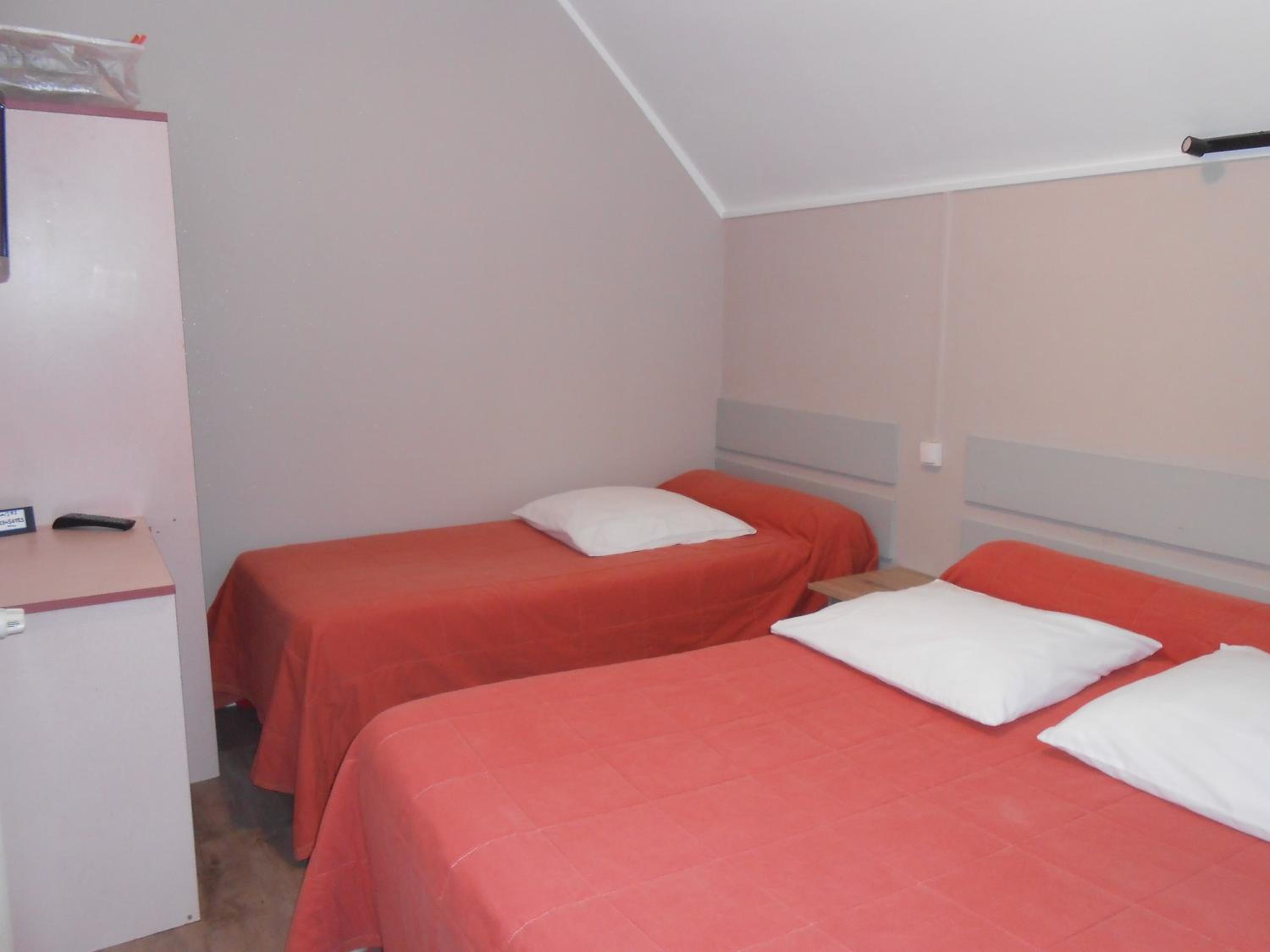Triple Room with Shared Bathroom photo 1