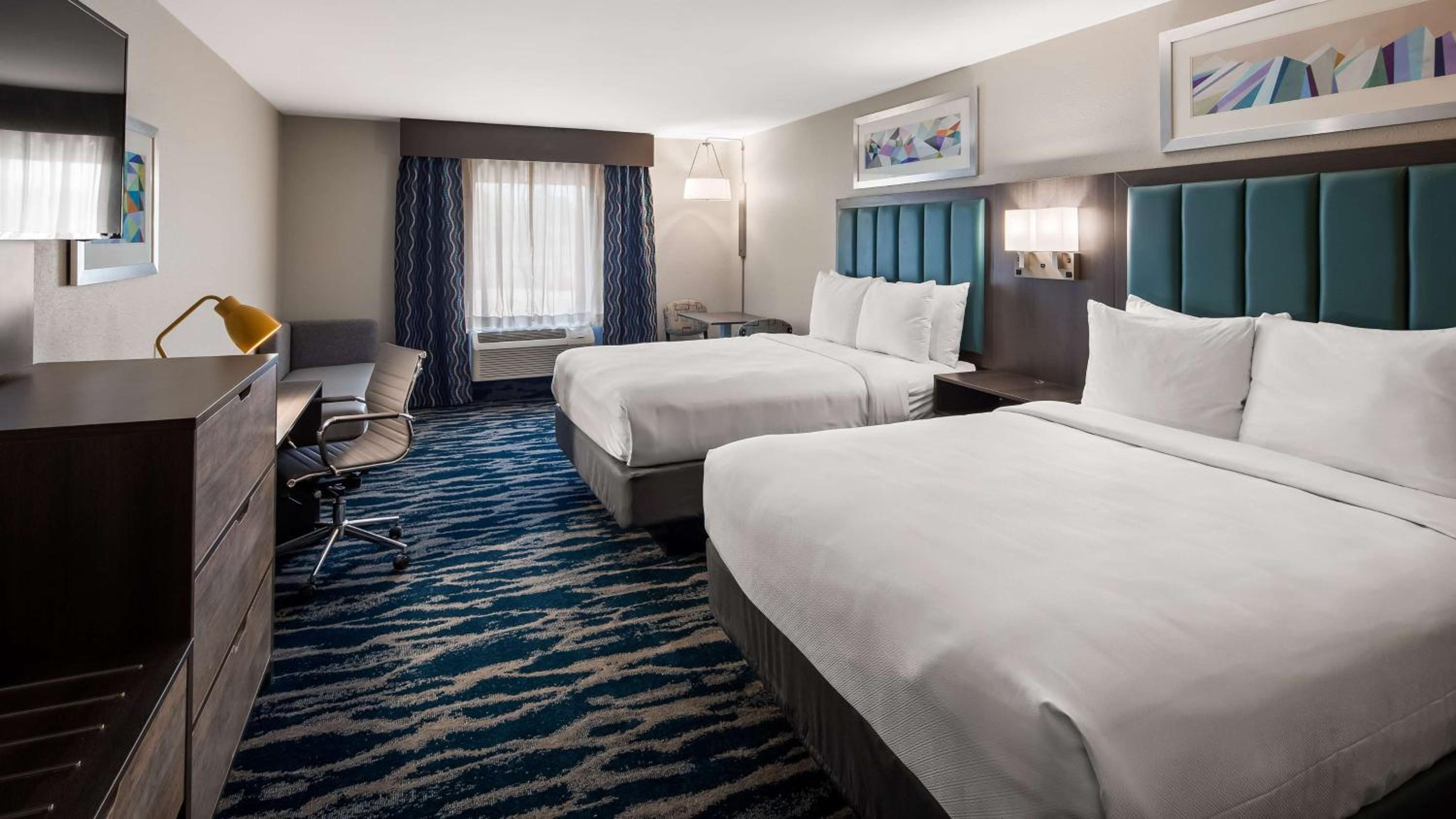 Queen Room with Two Queen Beds with Kitchenette - Photo 1
