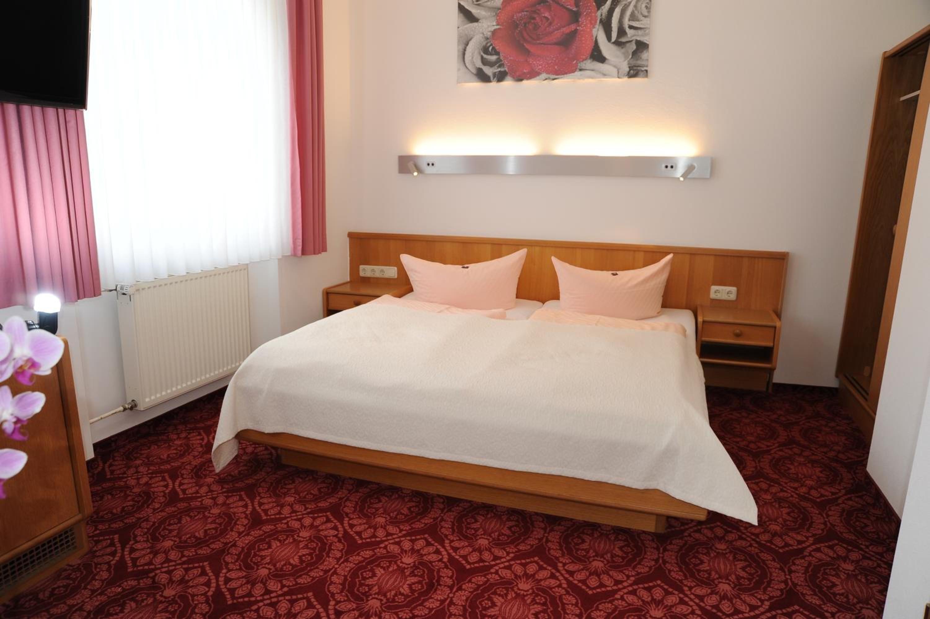 Single Room photo 3