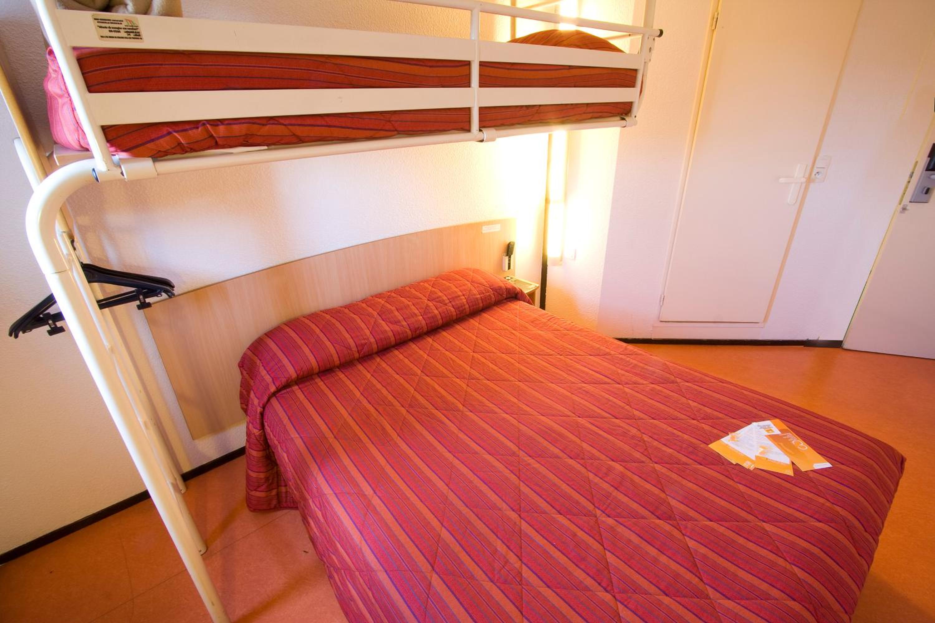 Double Room - Photo 4