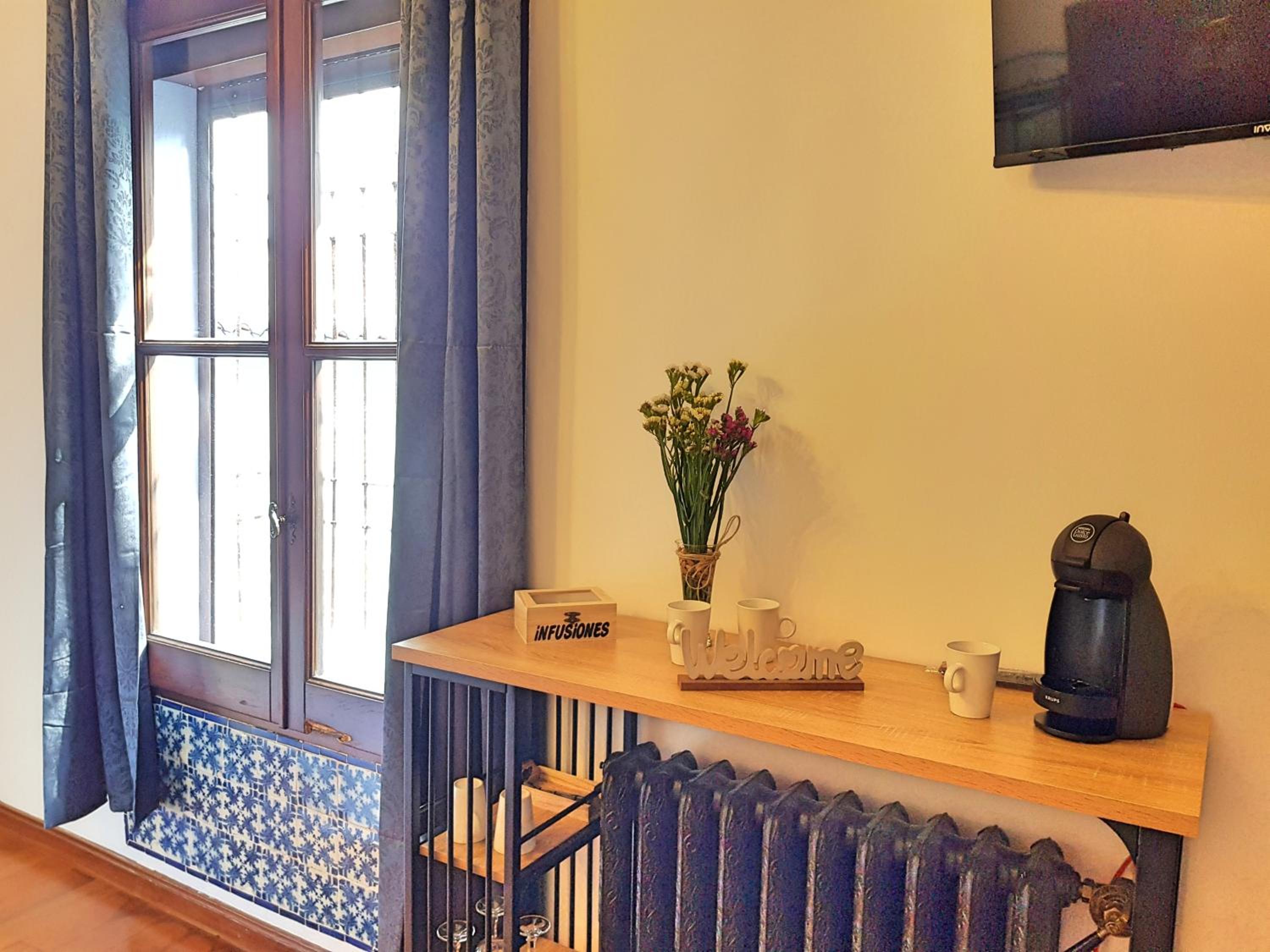 Suite with Terrace - Photo 41