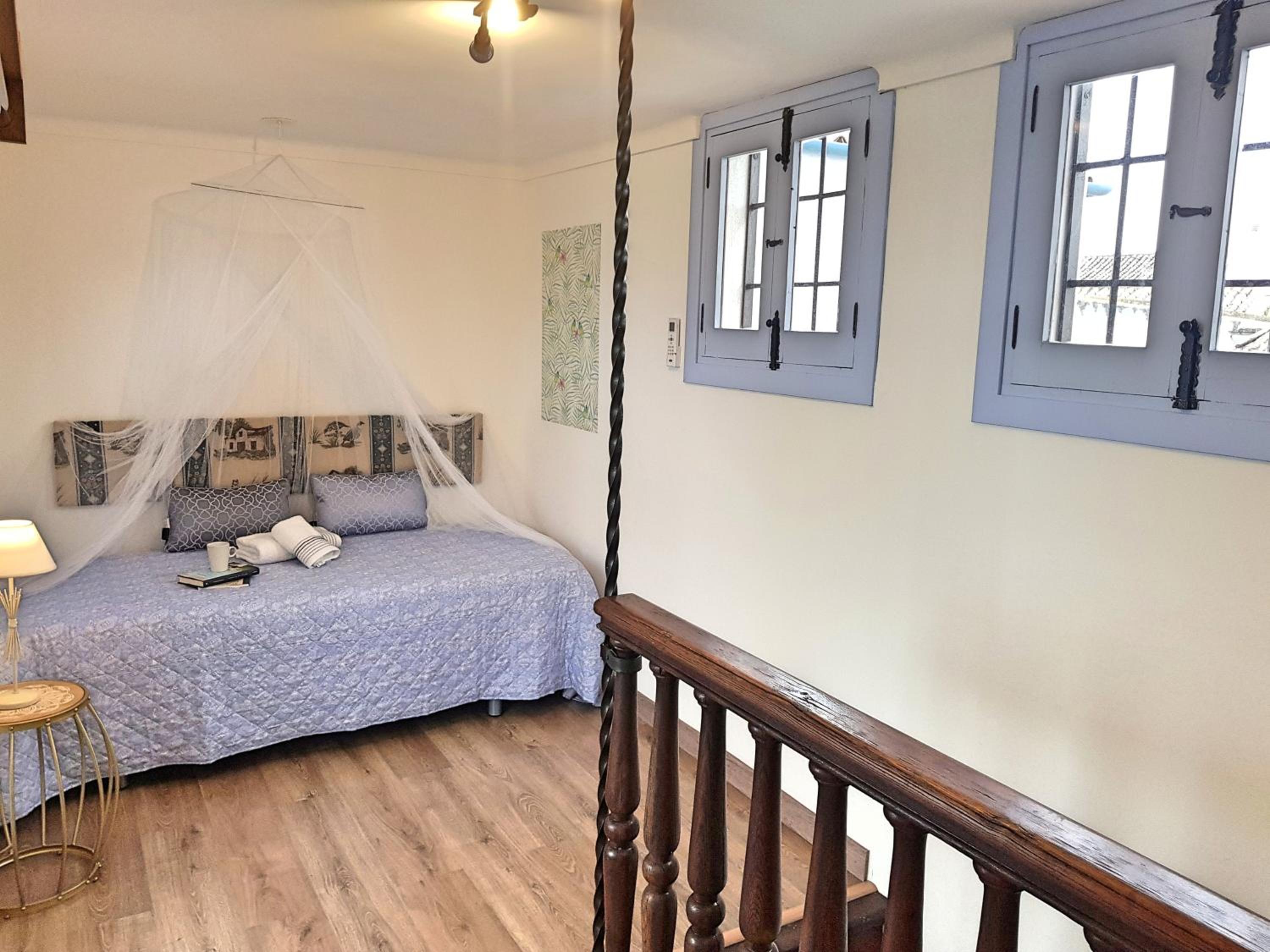Suite with Terrace - Photo 35