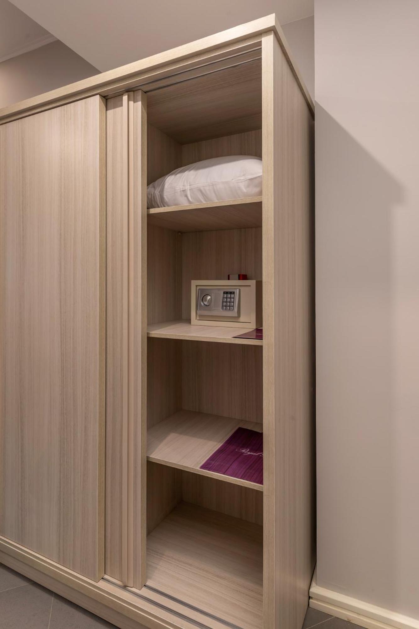 Single Room