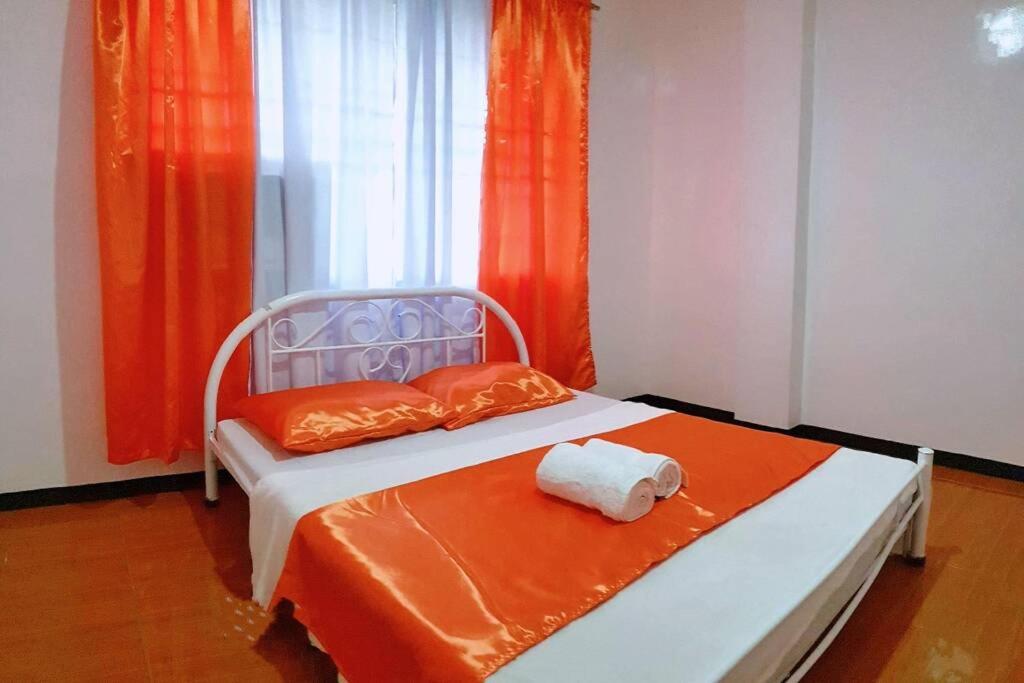 Two-Bedroom House photo 2