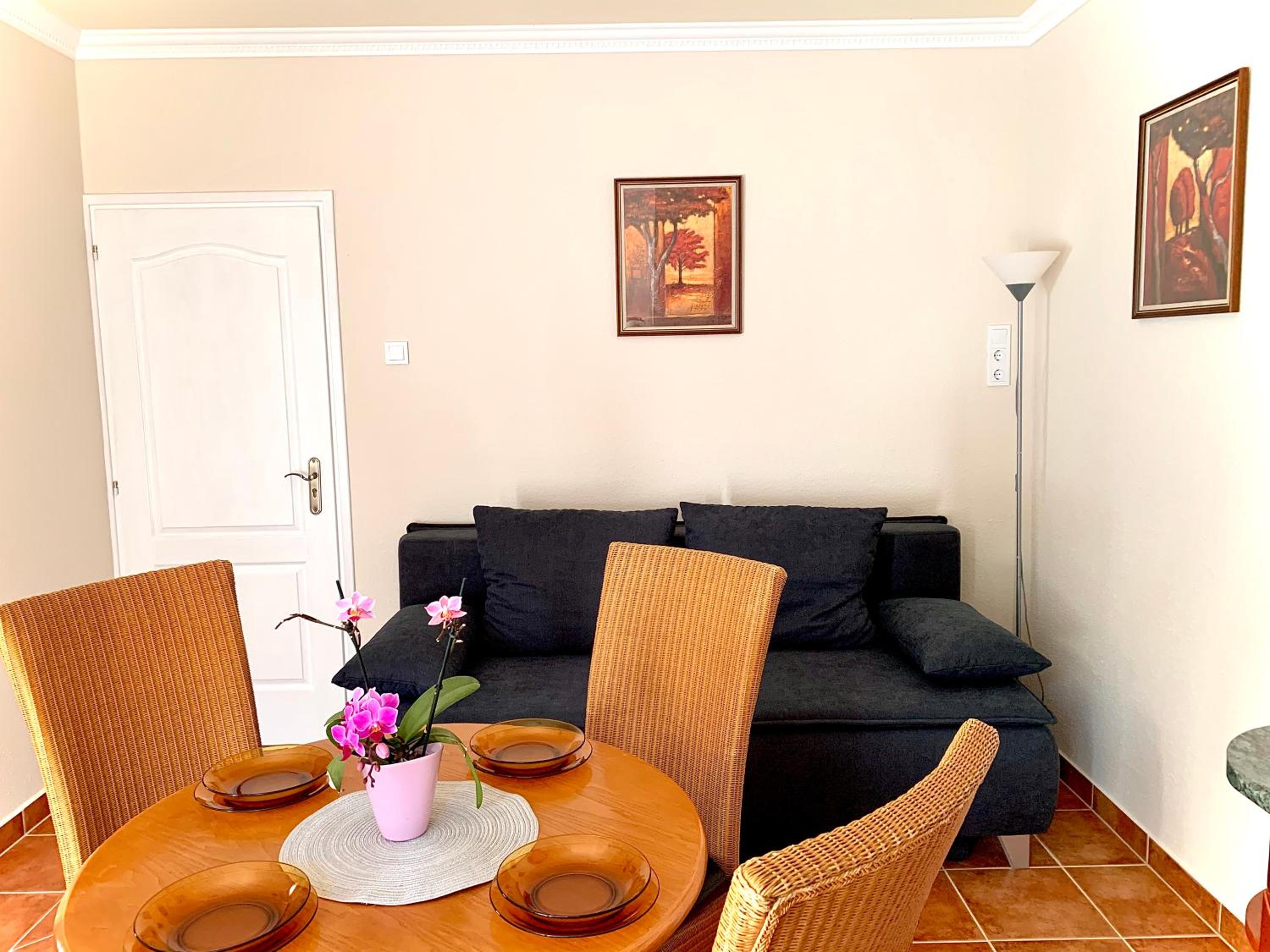 One-Bedroom Apartment - Photo 10