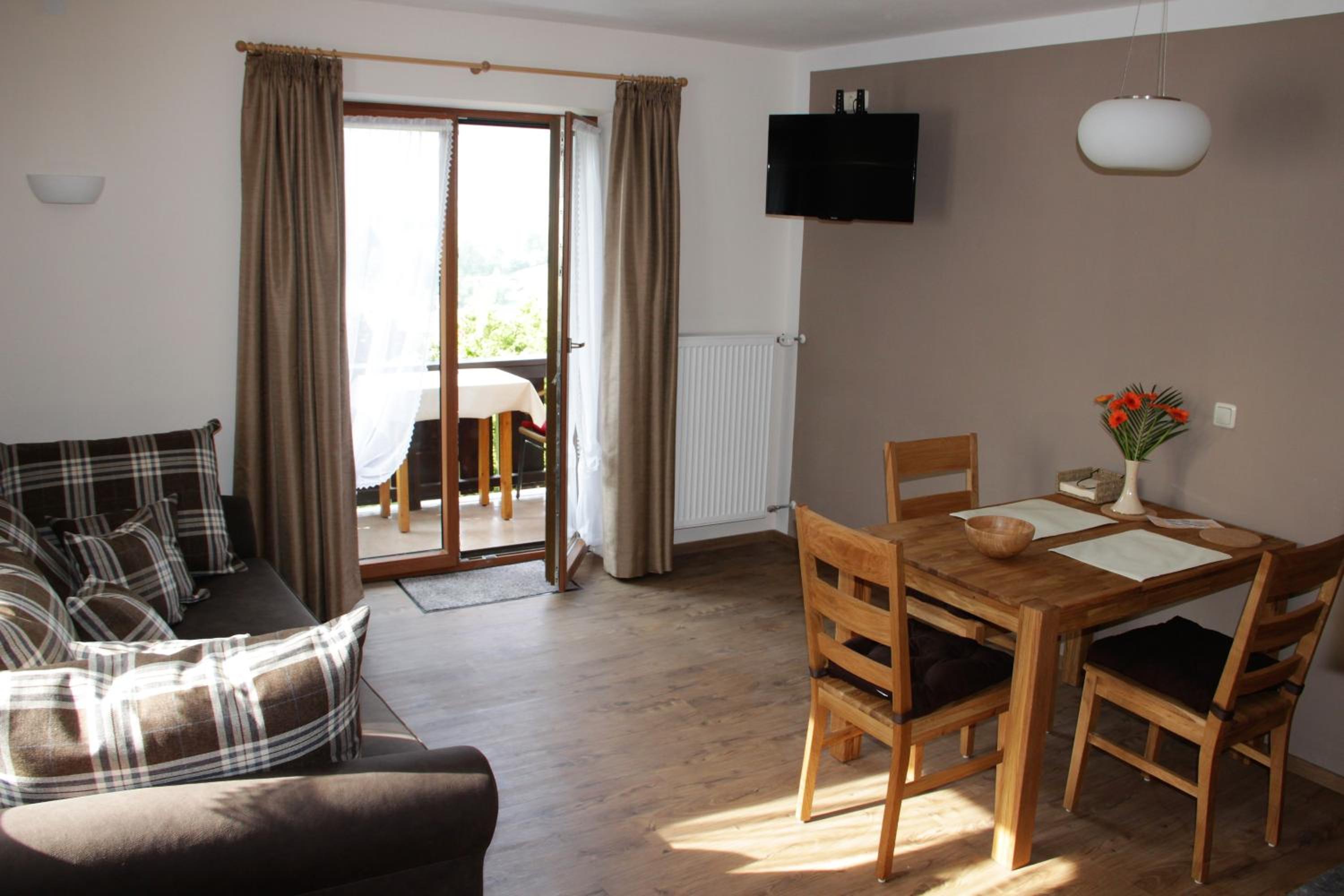 Apartment with Mountain View photo 1