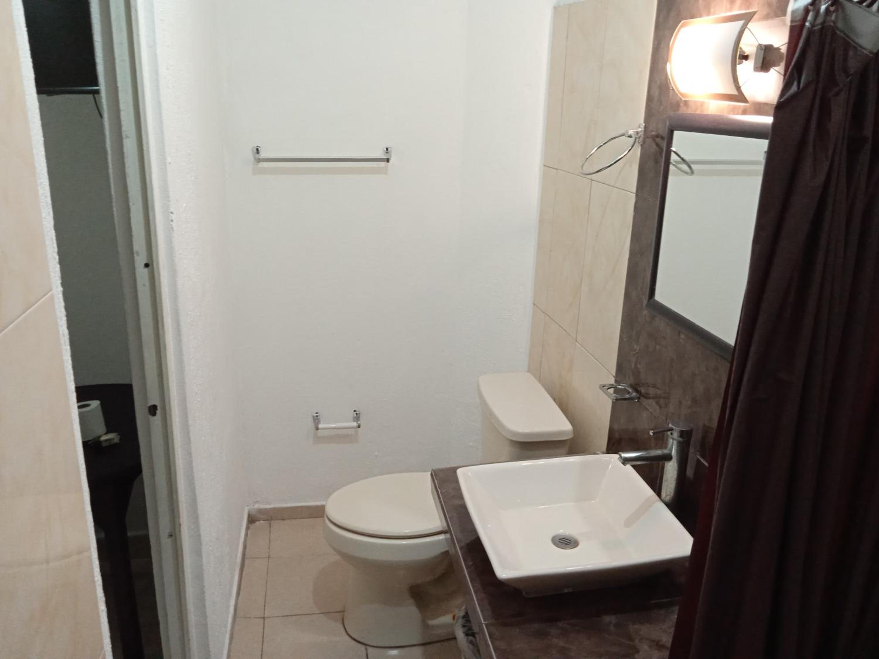 Standard Twin Room - Photo 3