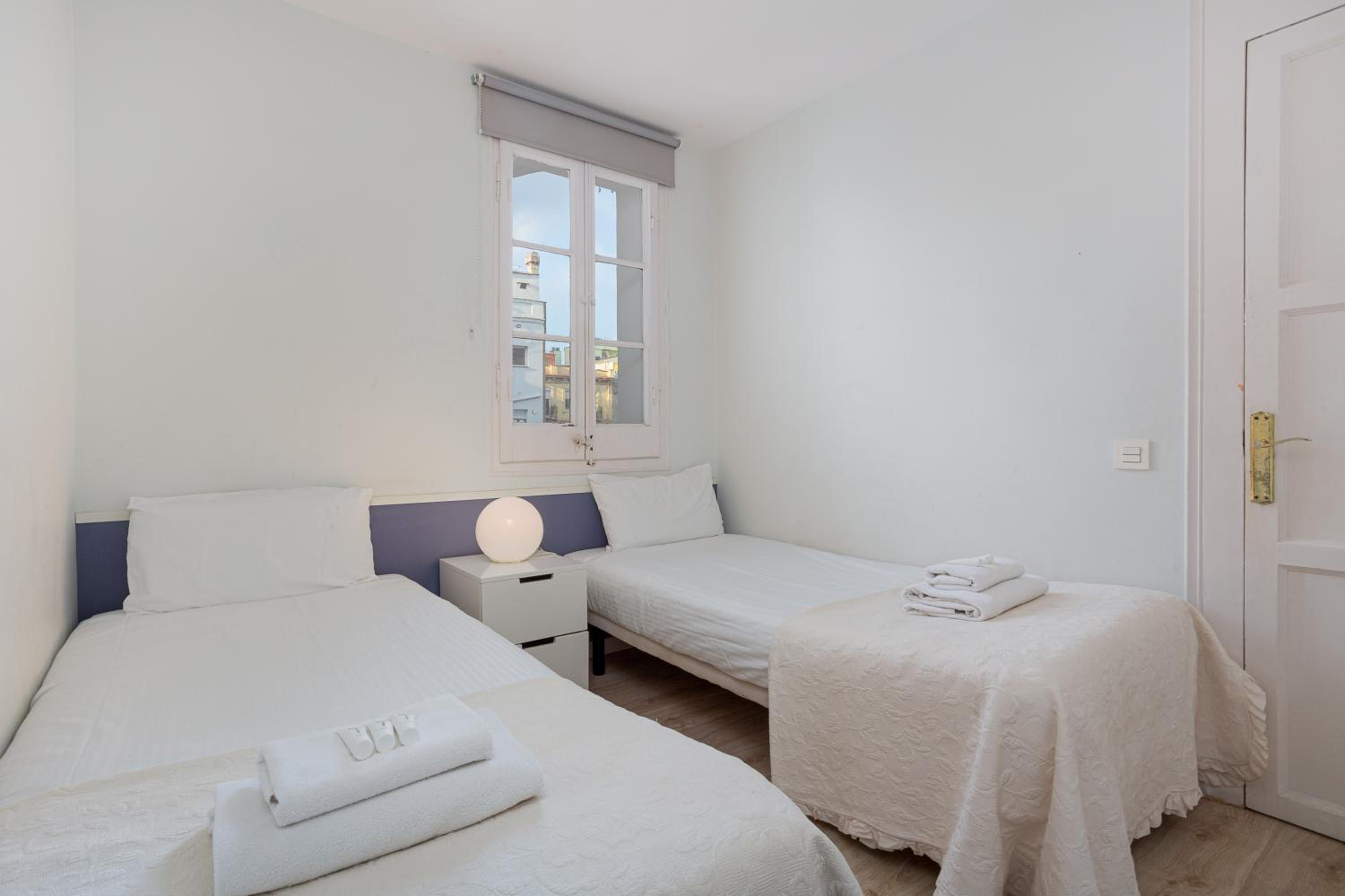 Apartment photo 3