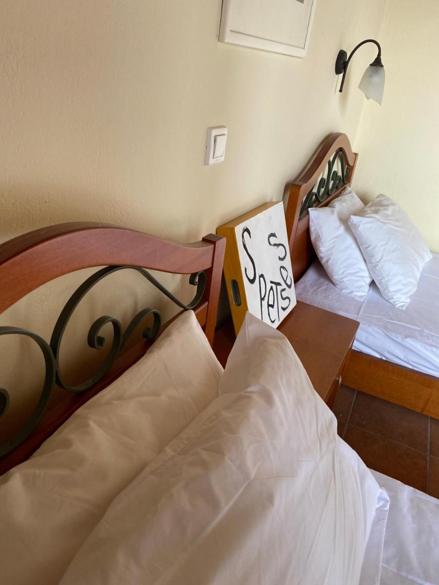 Economy Double or Twin Room photo 3