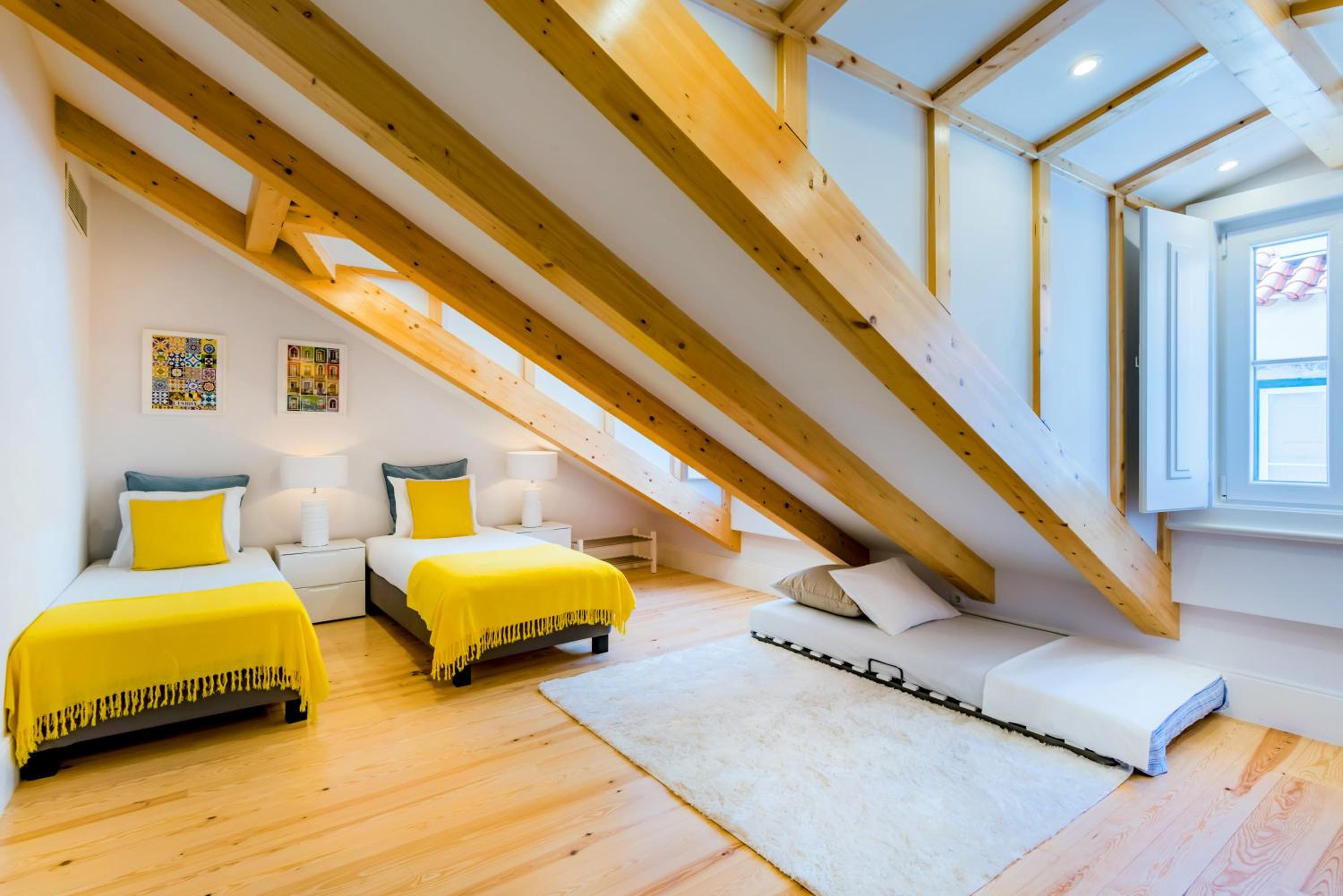 Apartment - Photo 32