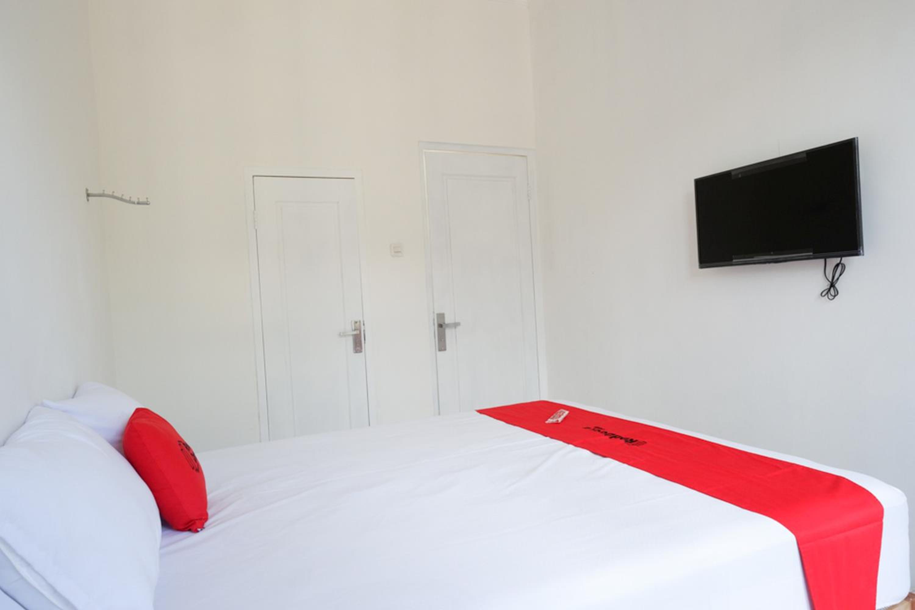 Standard Double Room - Photo 1