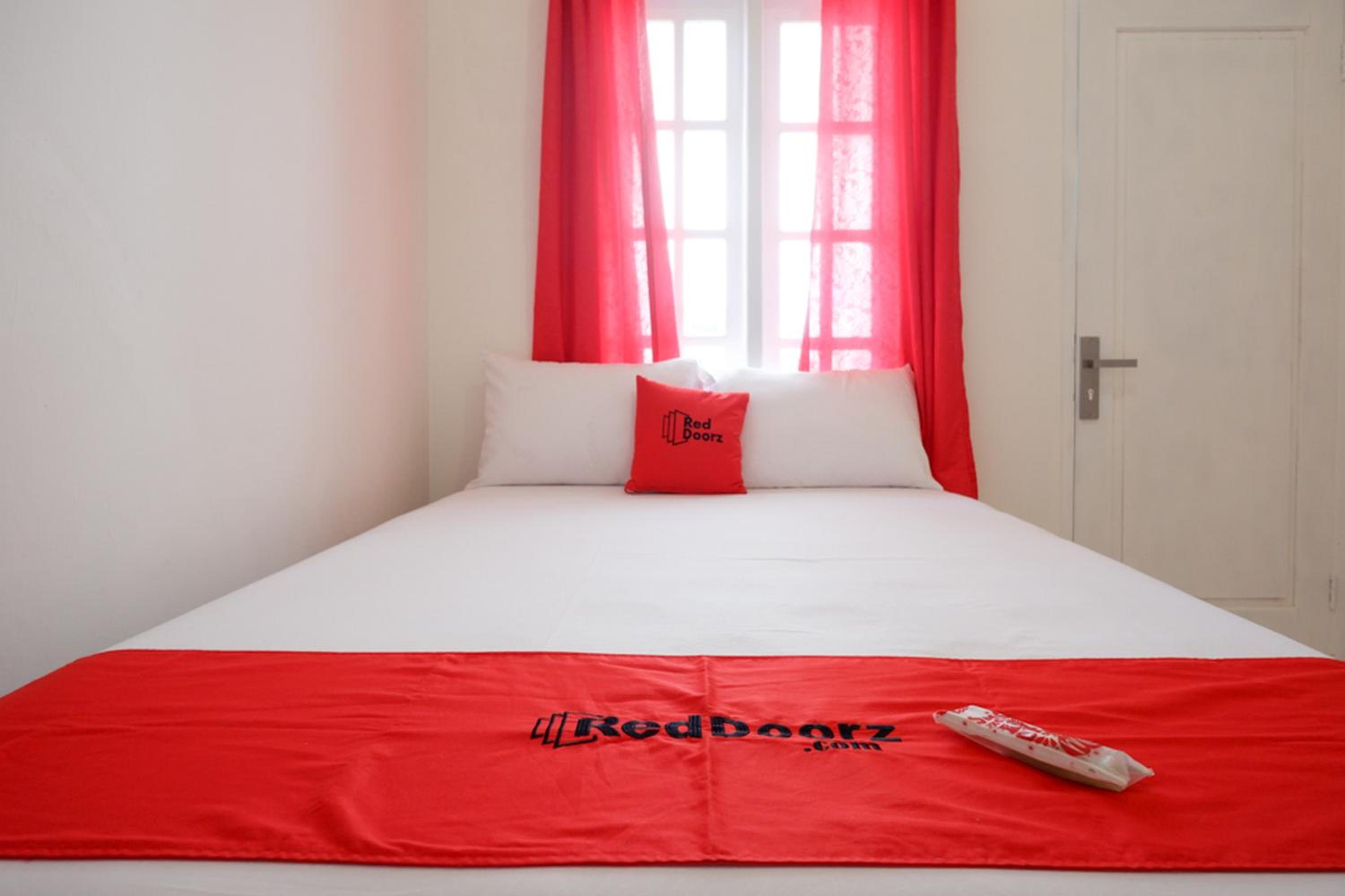 Standard Double Room - Photo 2