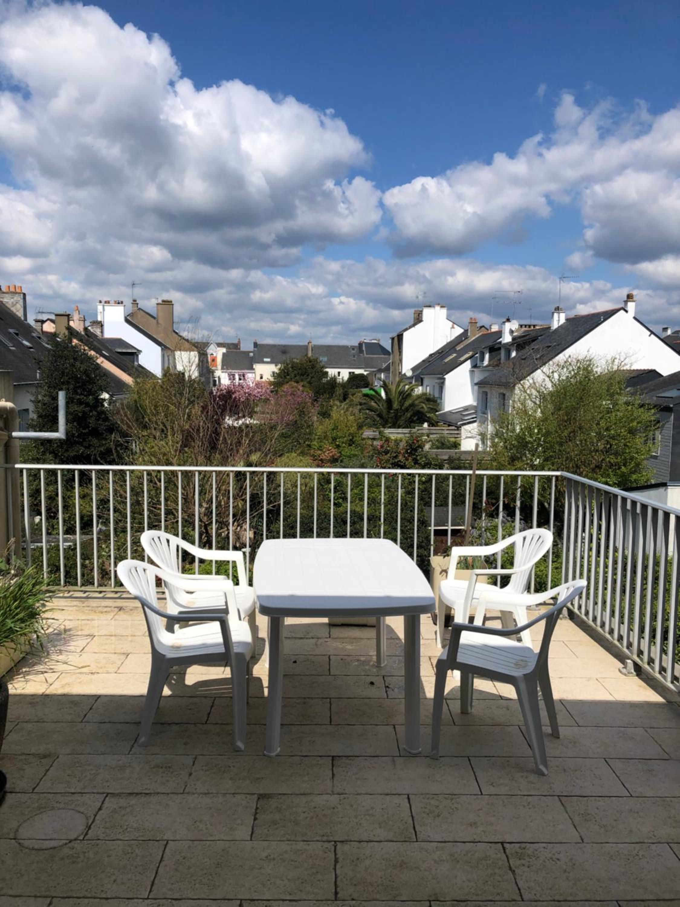 One-Bedroom Apartment with Sea View and Terrace