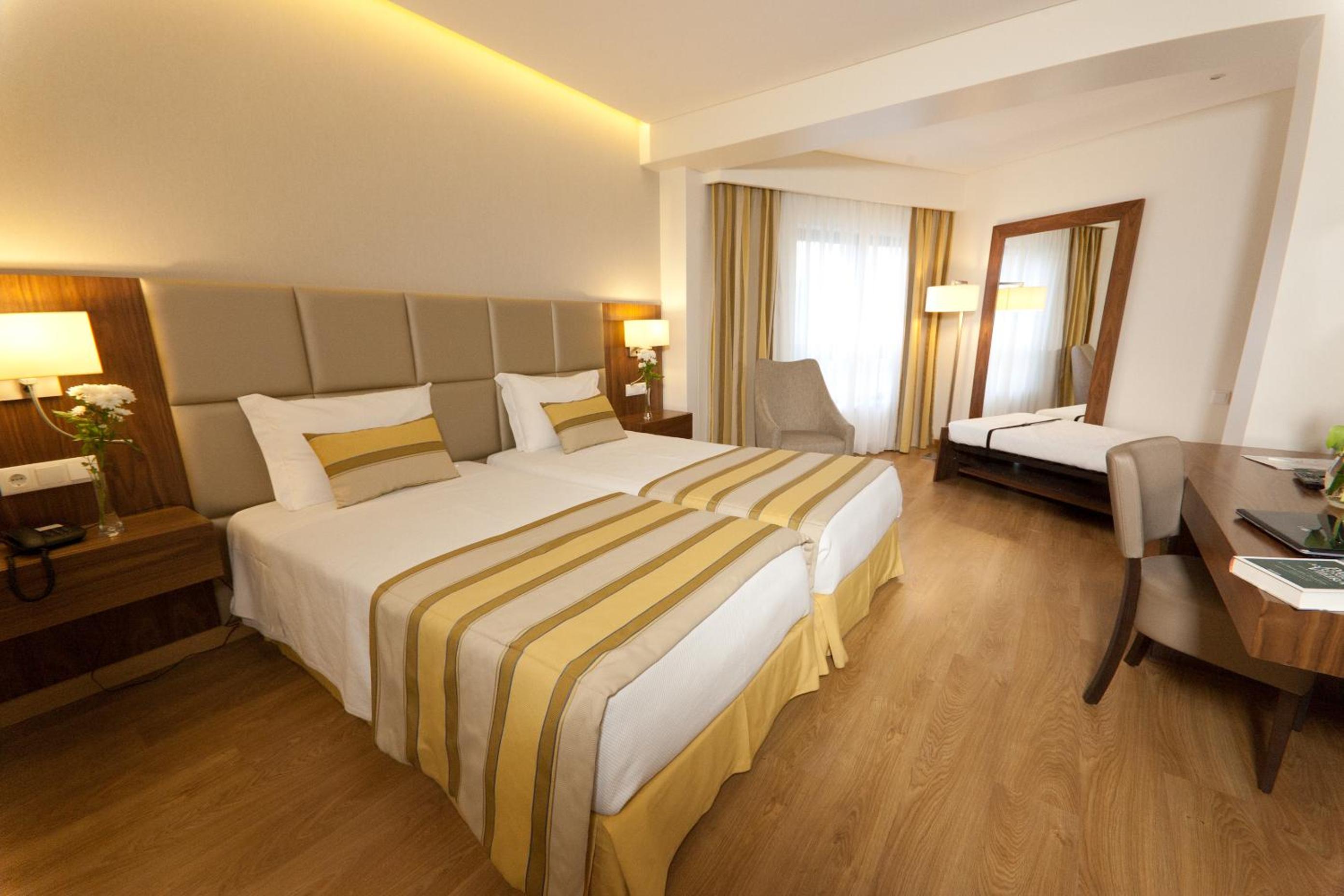 Triple Room - Photo 5