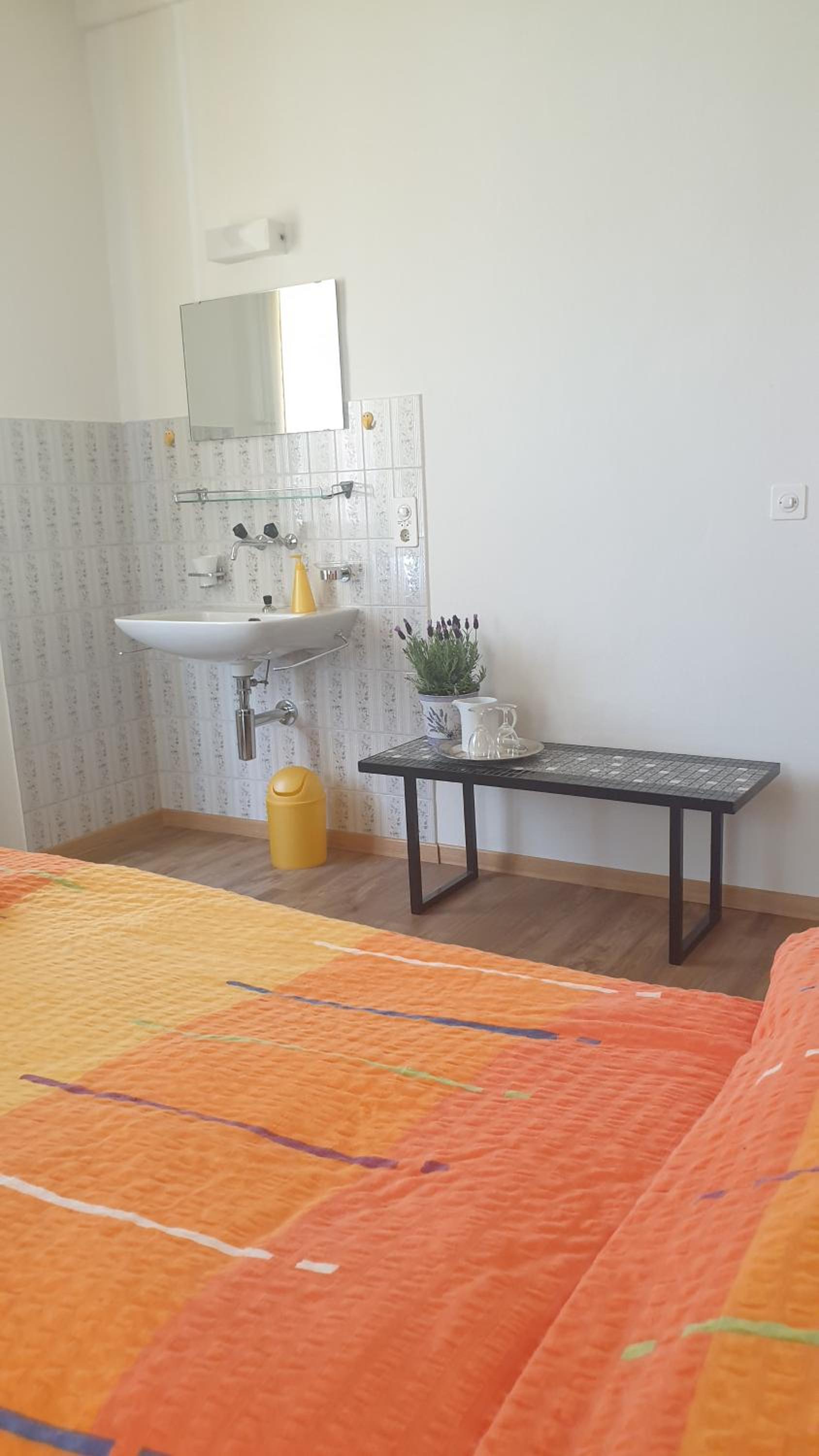 Double or Twin Room with Shared Bathroom photo 2