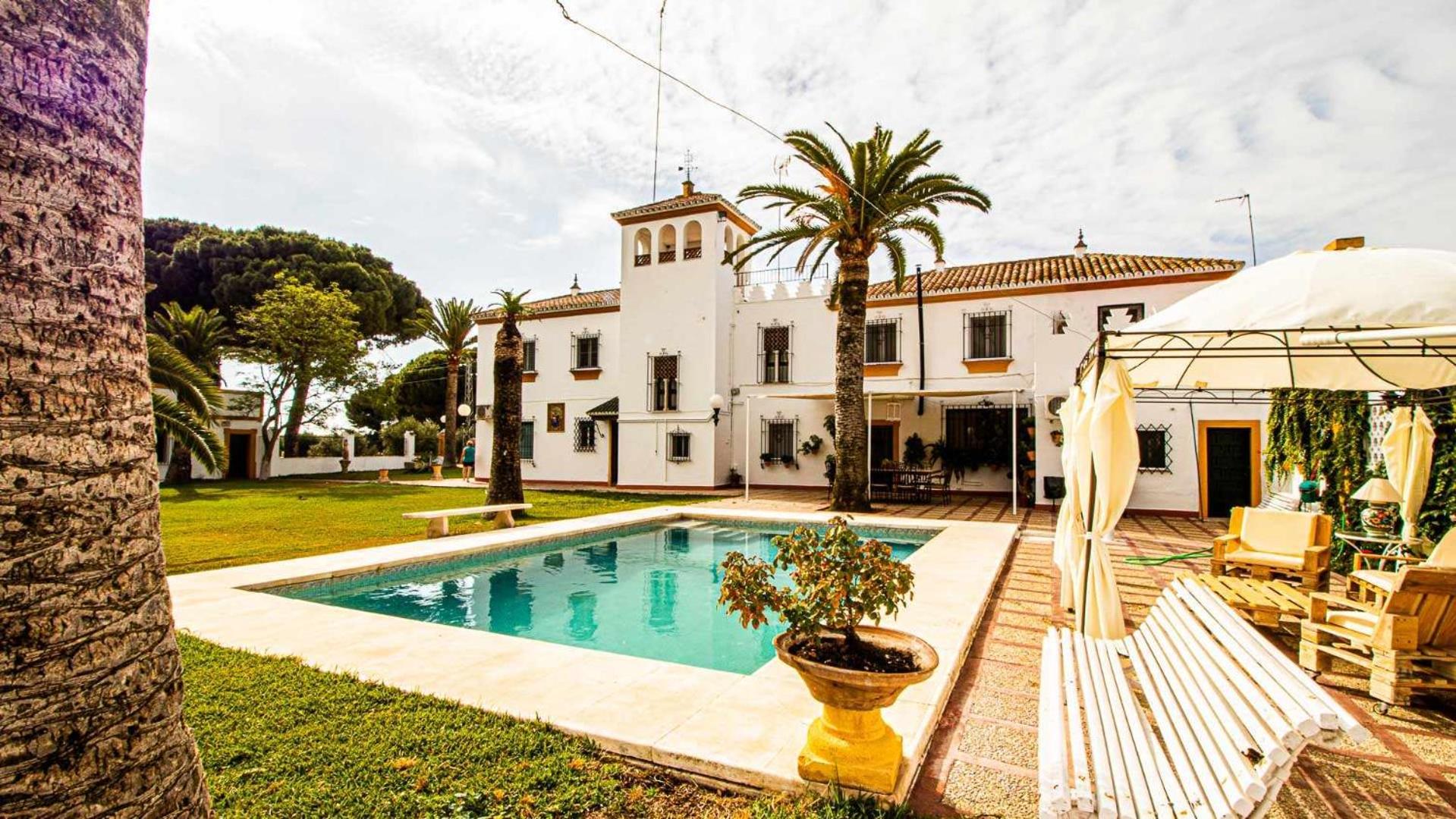 Villa photo 2