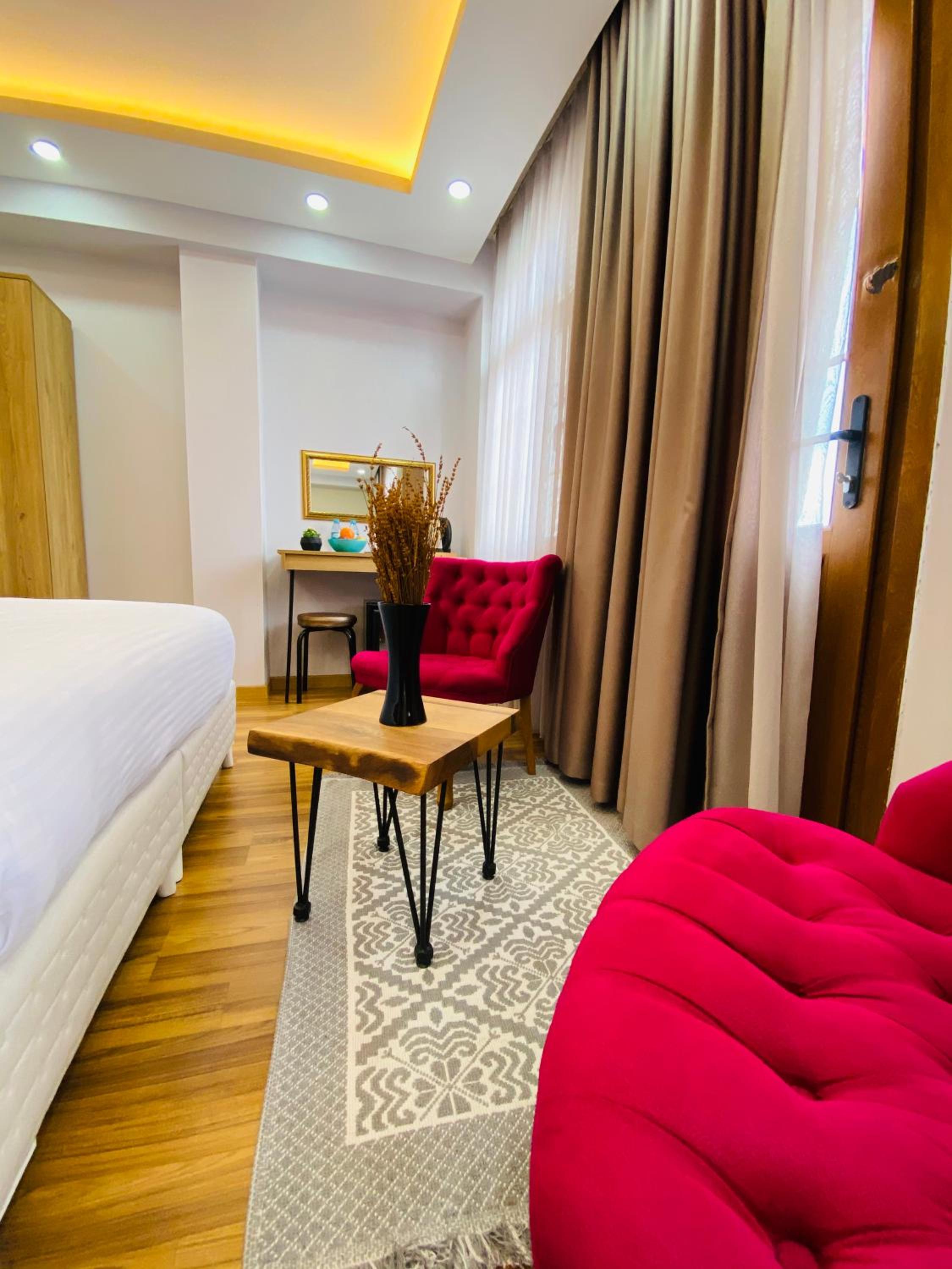 Standard Triple Room photo 3
